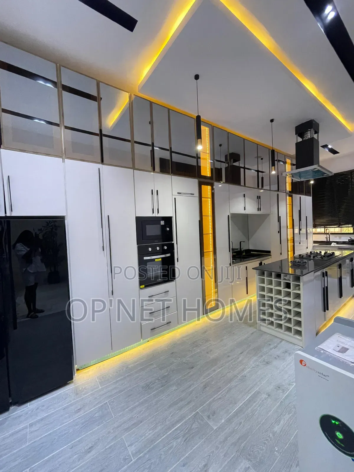 Furnished 5bdrm Duplex in Lekki for sale