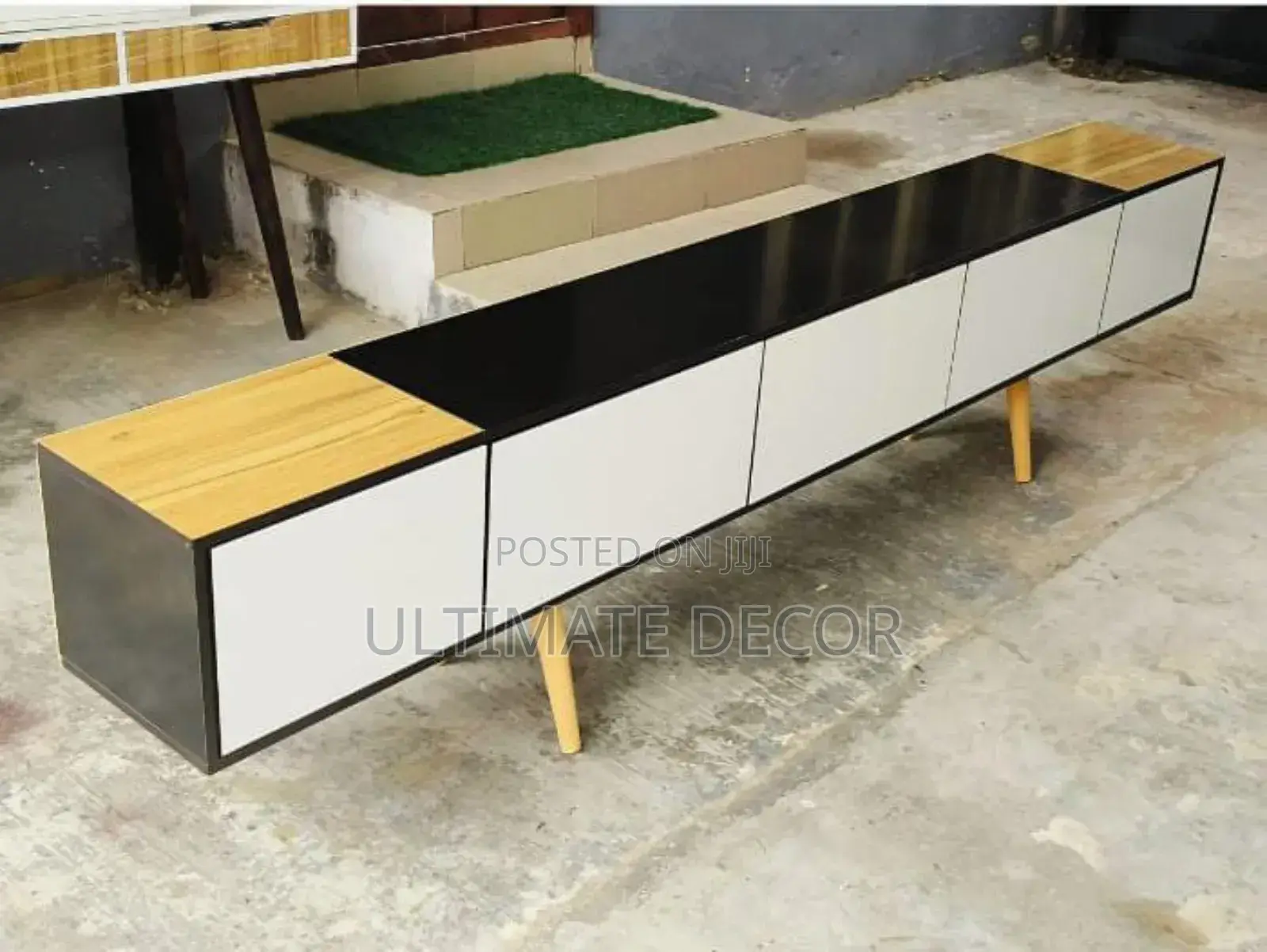 6ft TV Console