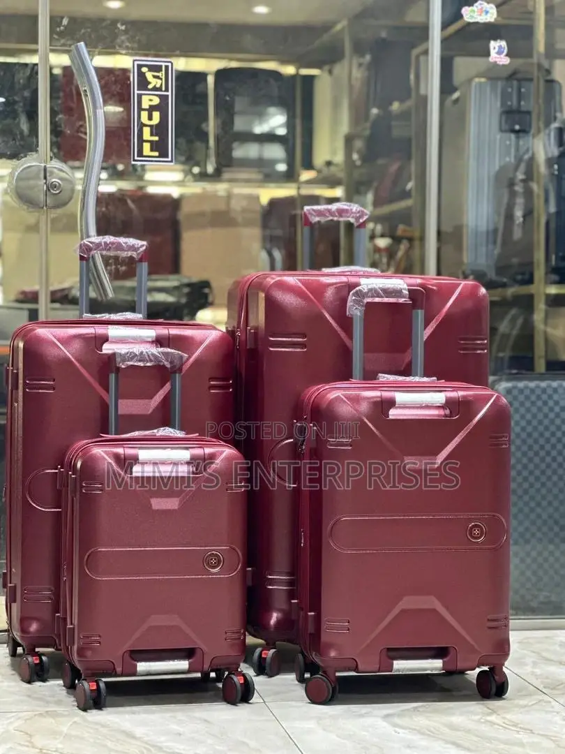 Stylish Luggage Set Rubber
