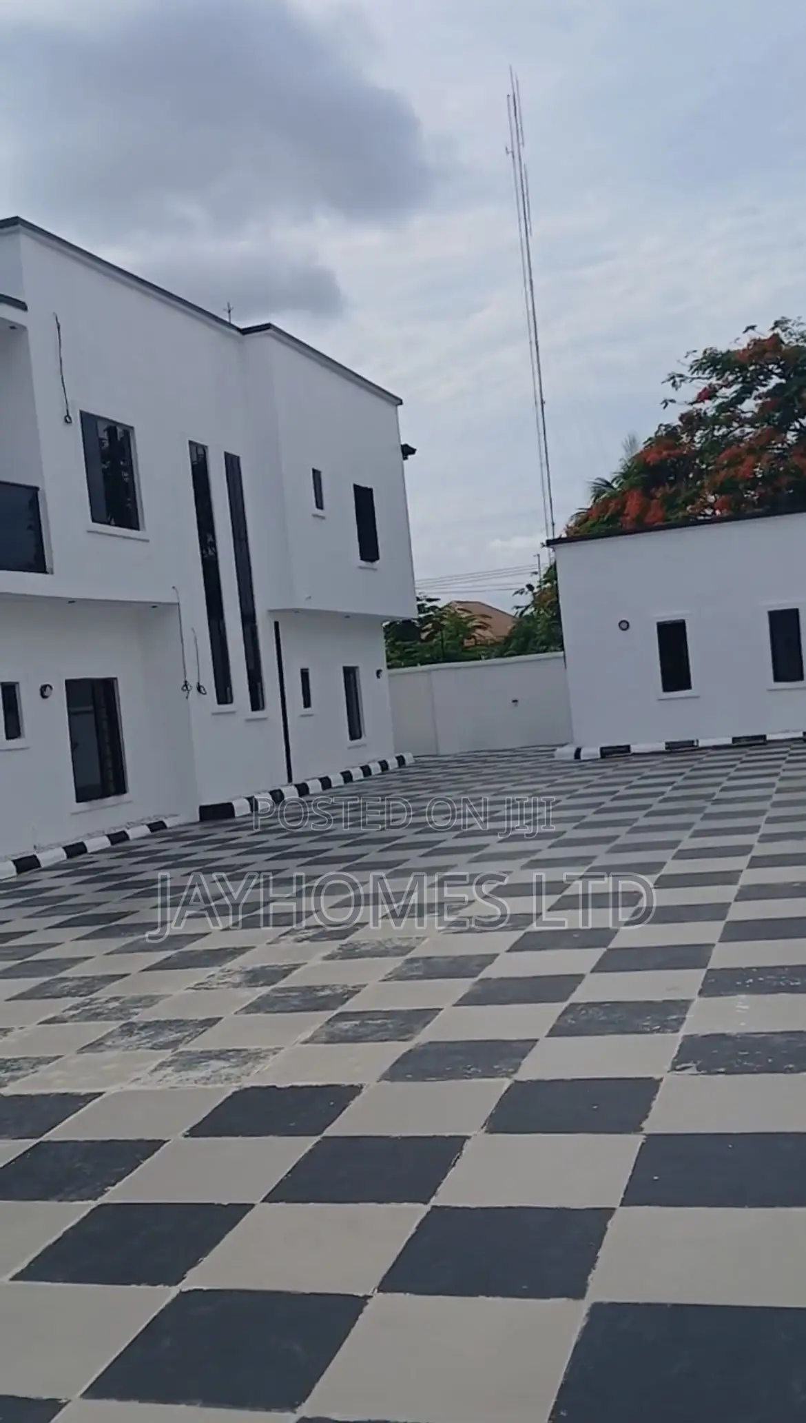 4bdrm Duplex in Gra Asaba, Oshimili South for sale