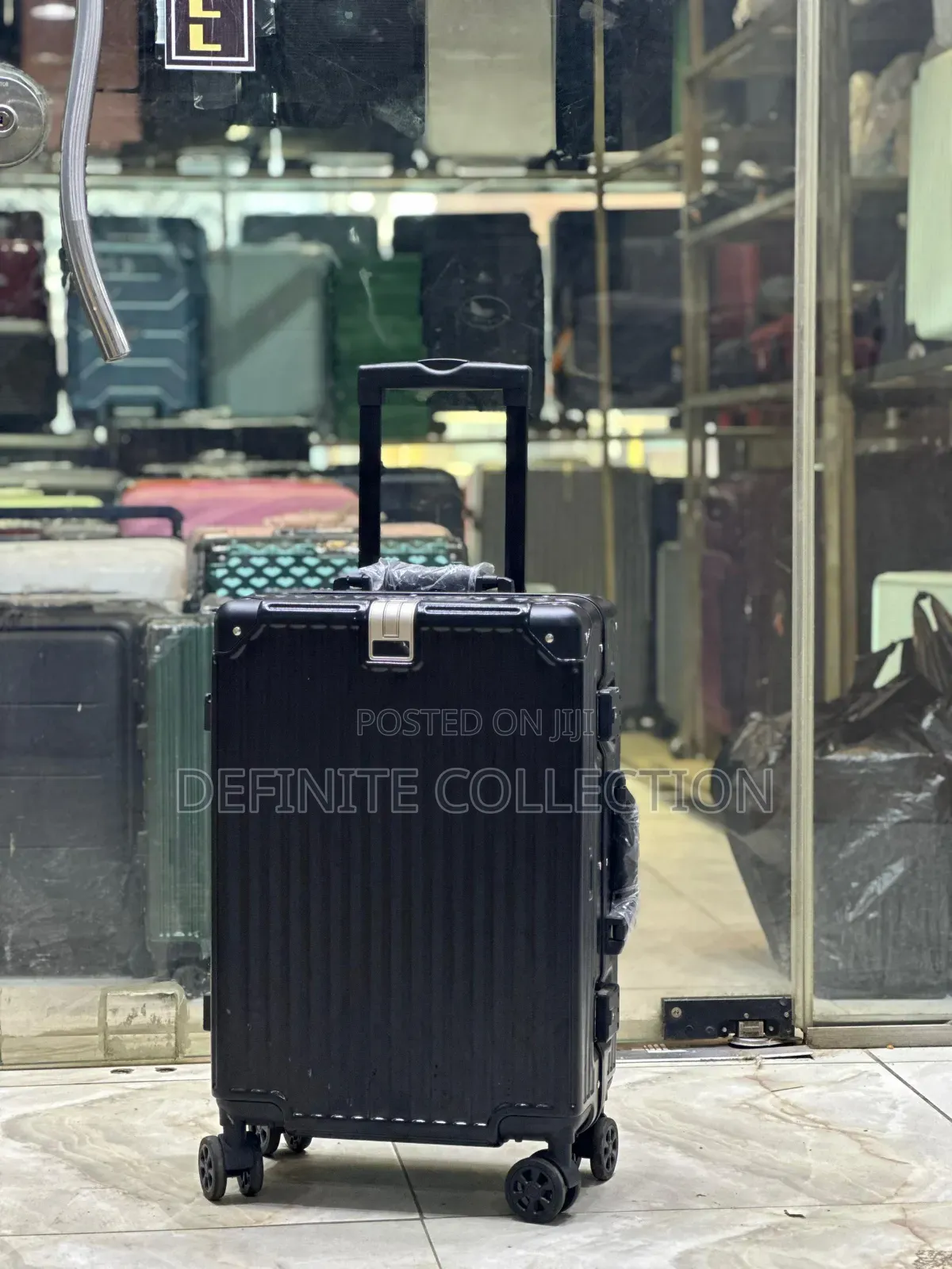 Luxury Cabin Sixe Travel Box