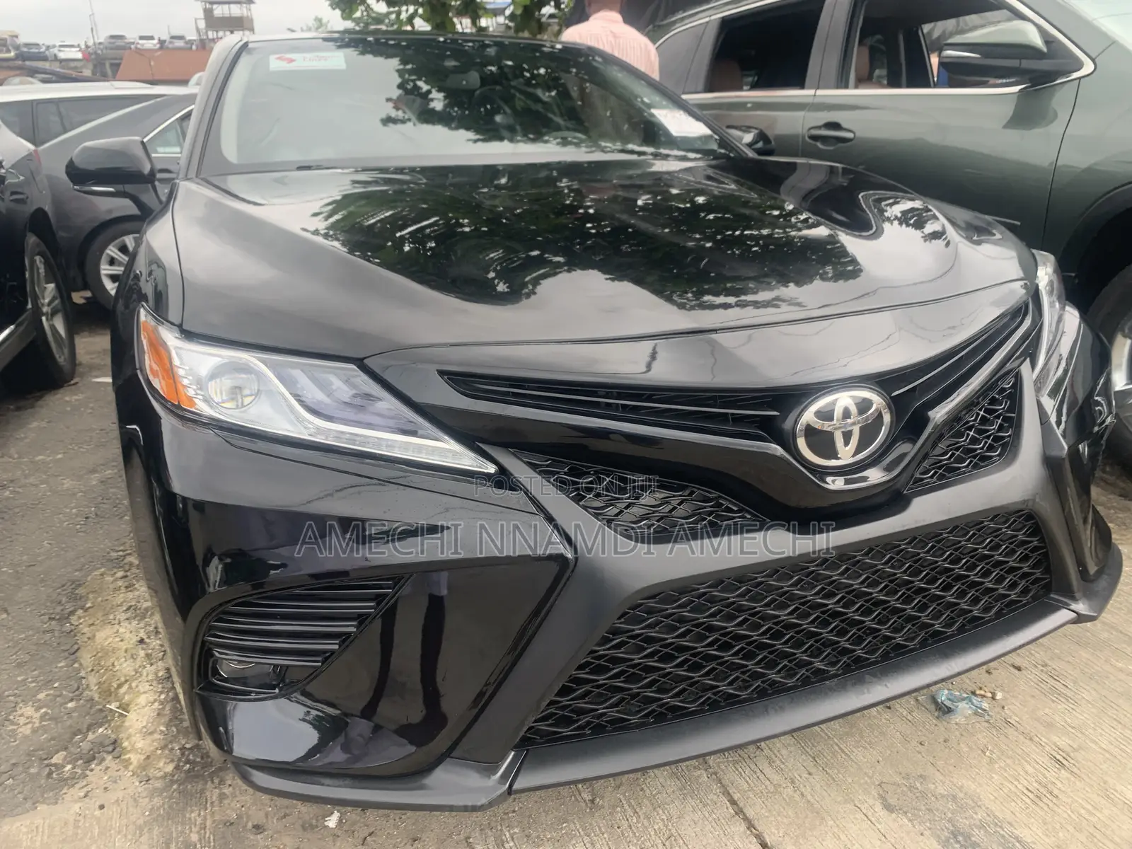 Toyota Camry SE FWD 2020 Black