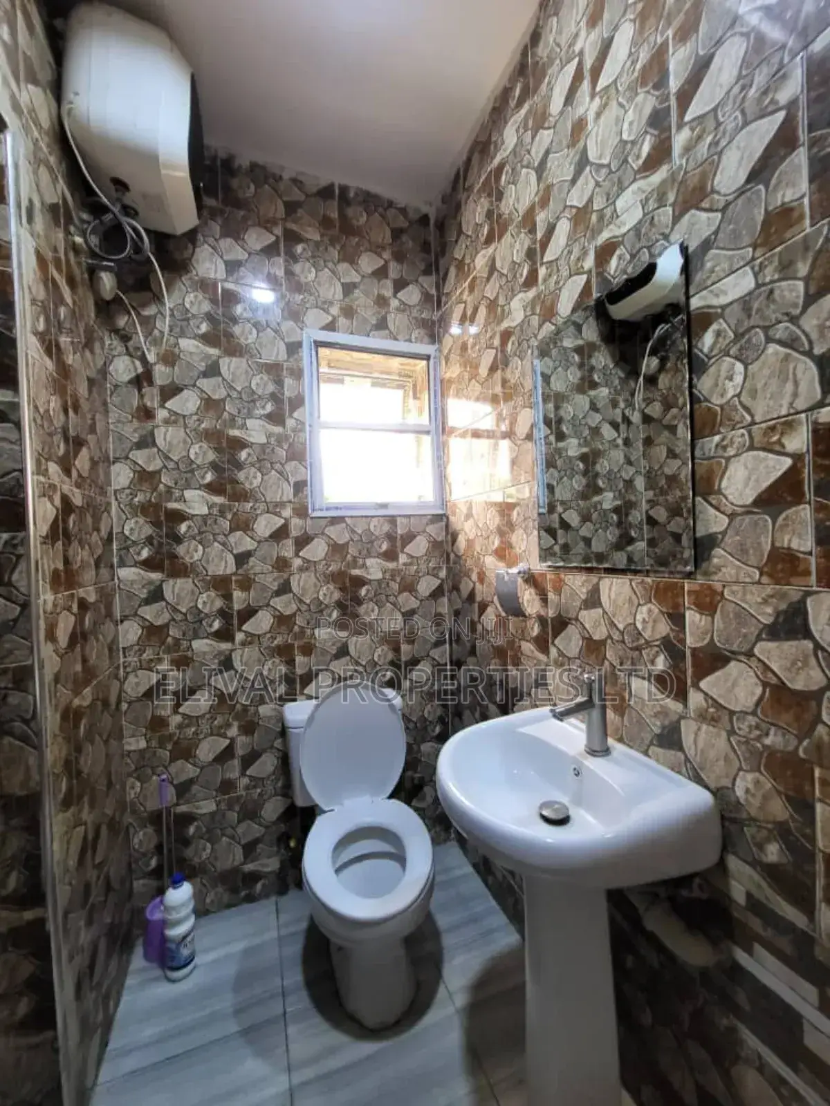 Luxury Studio Apartment