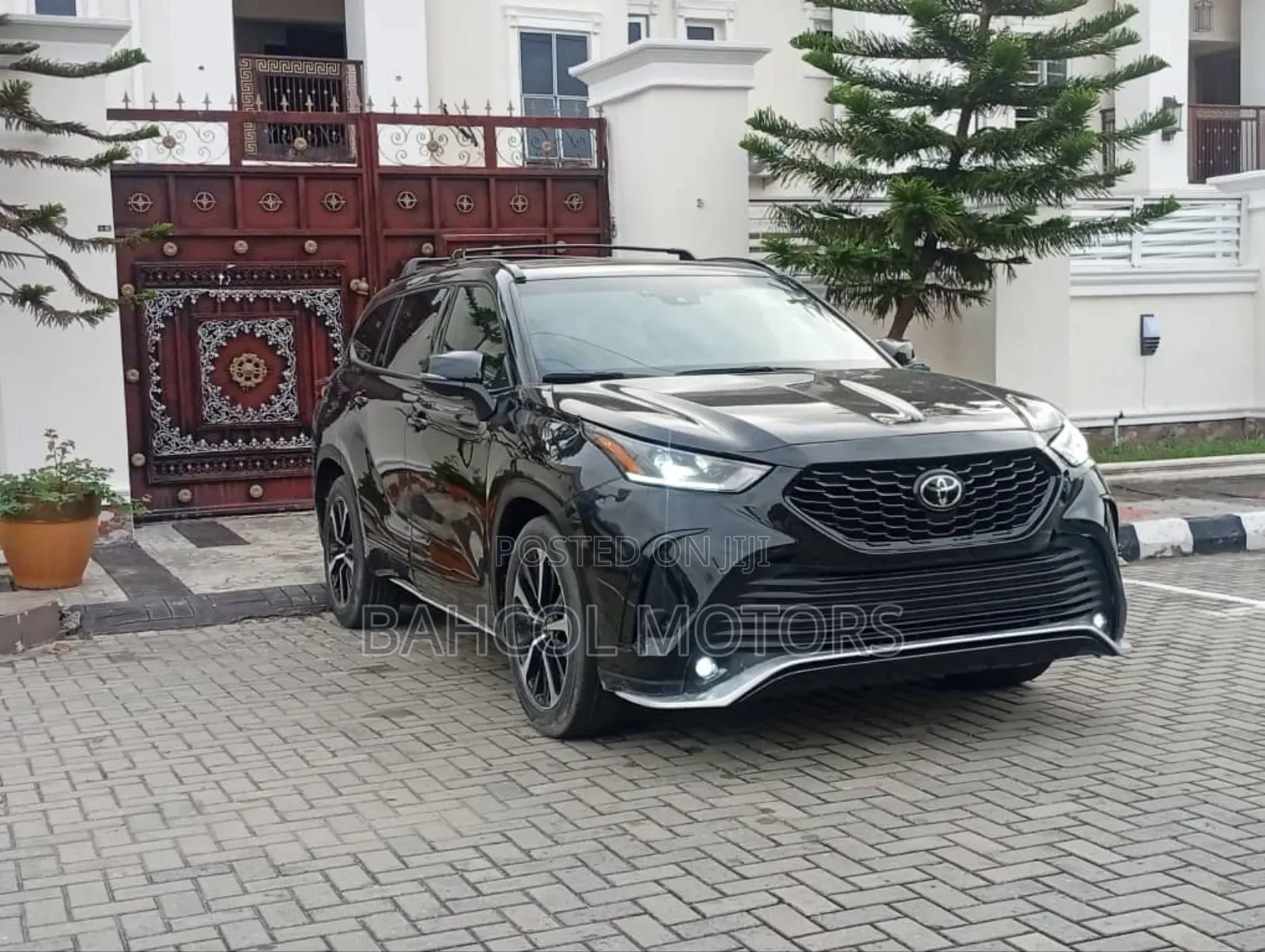 Toyota Highlander XSE 2022 Black