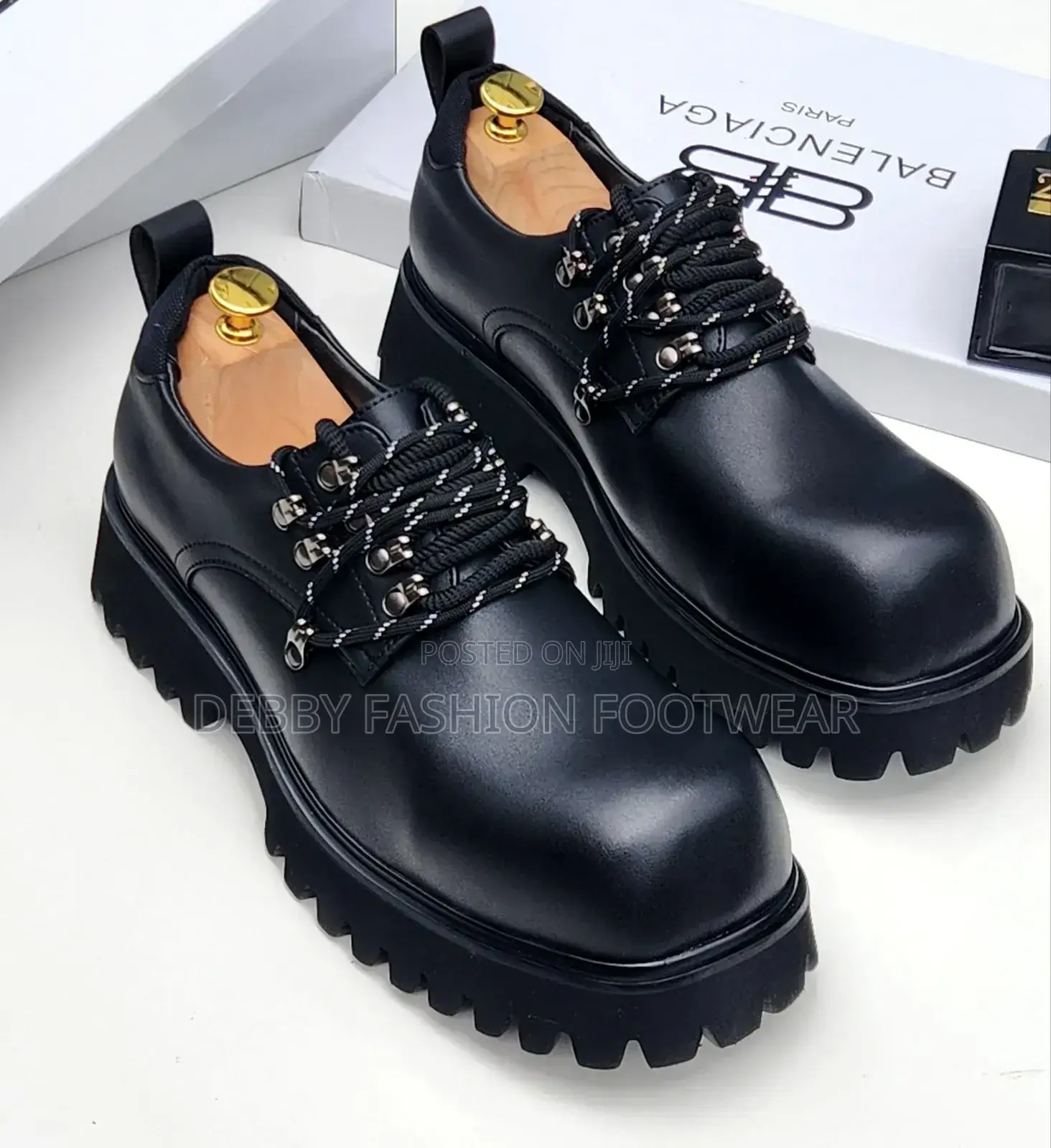 Laceup Balenciaga Paris Shoes