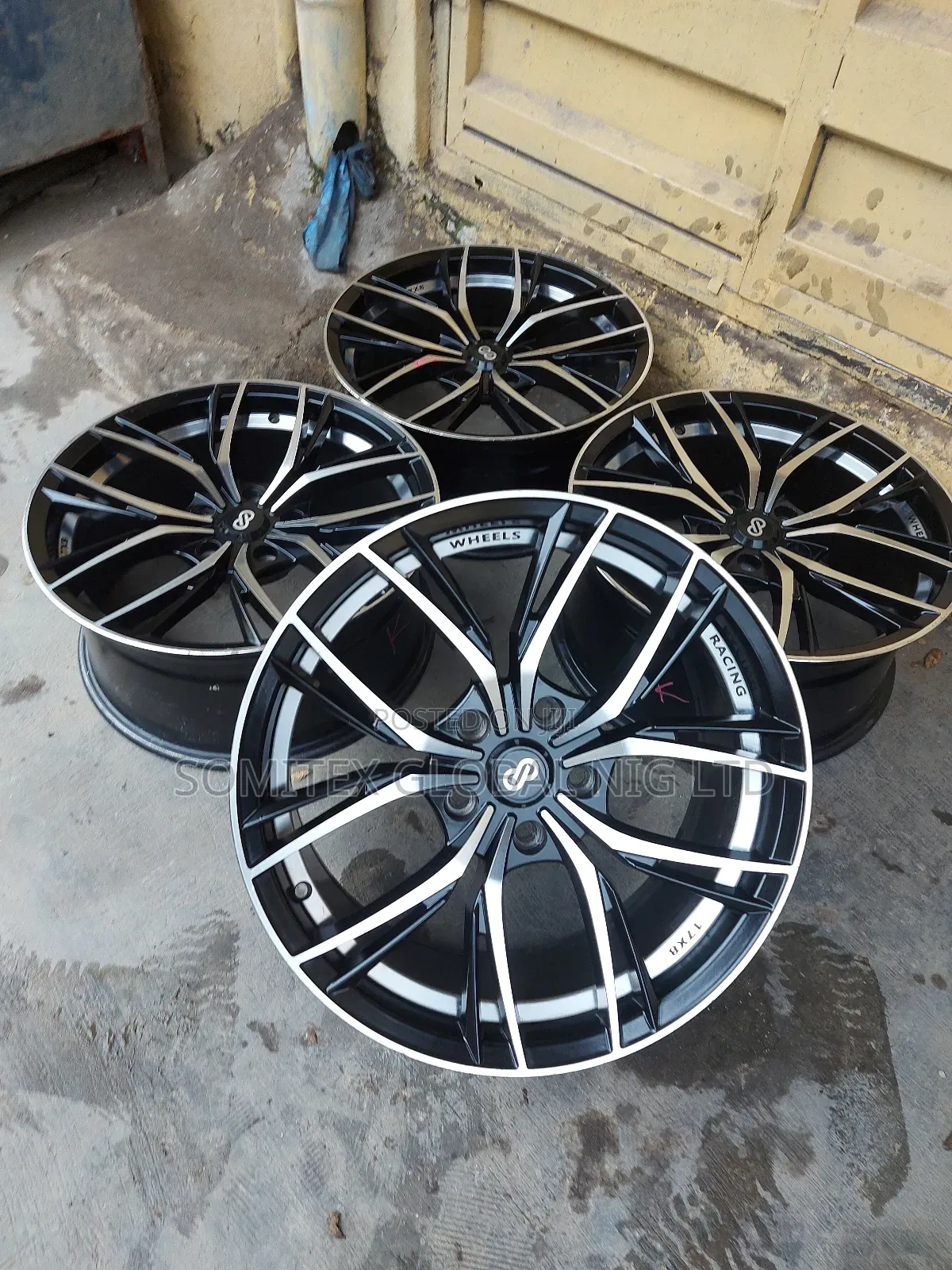 17rim for Lexus Cars !