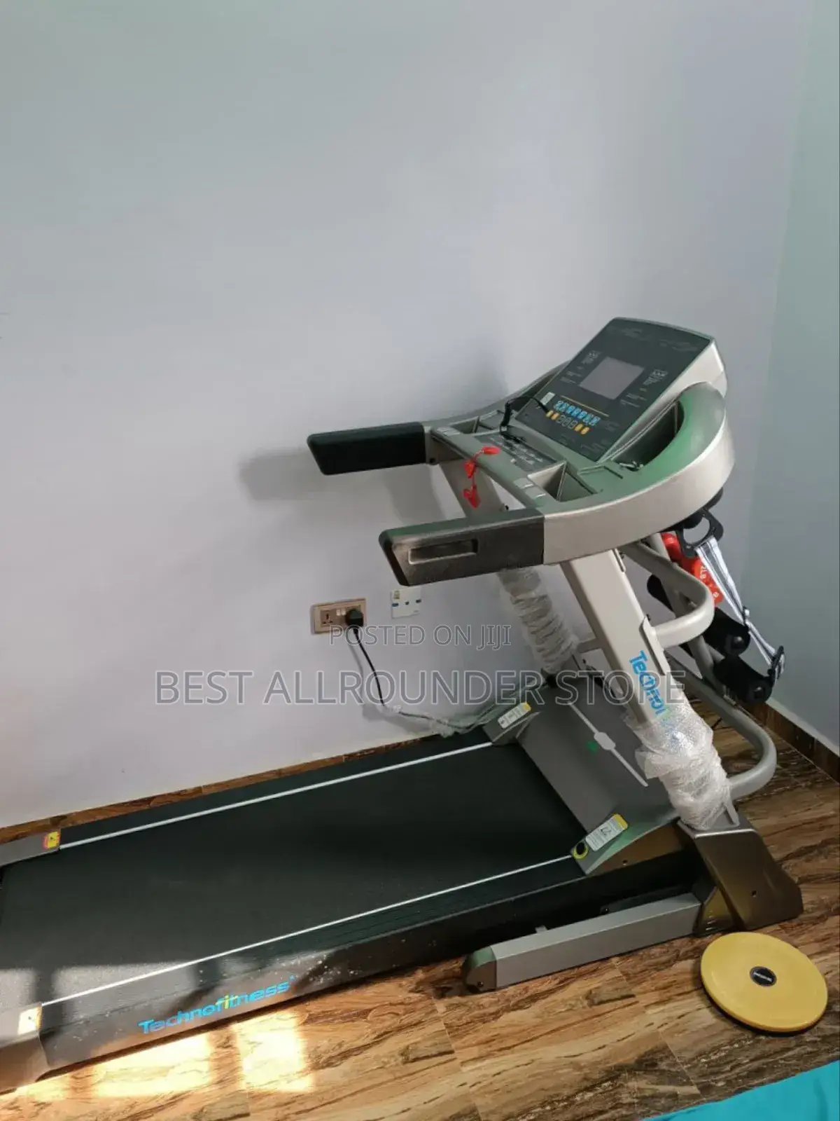 4hp Techno Fitness Treadmill