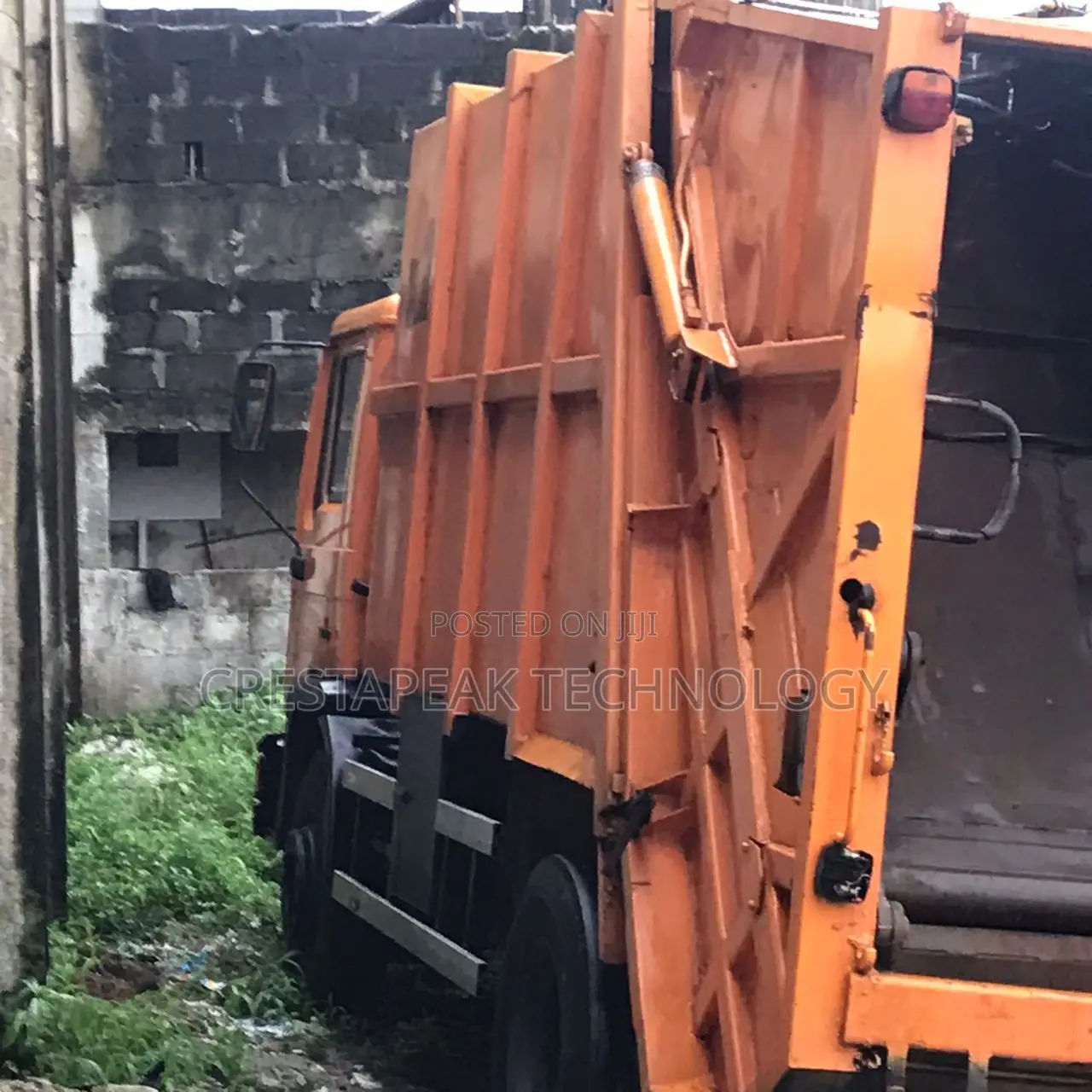 Man 2014 Orange