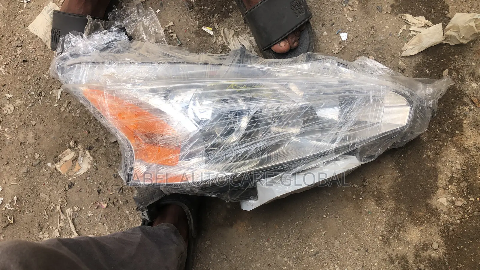 Headlamp for Nissan Maxima/Altima 2015 Model