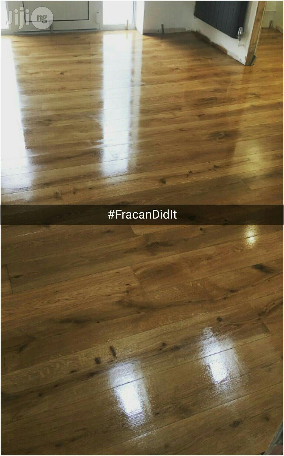 Water Friendly Vinyl Wood Like Flooring.