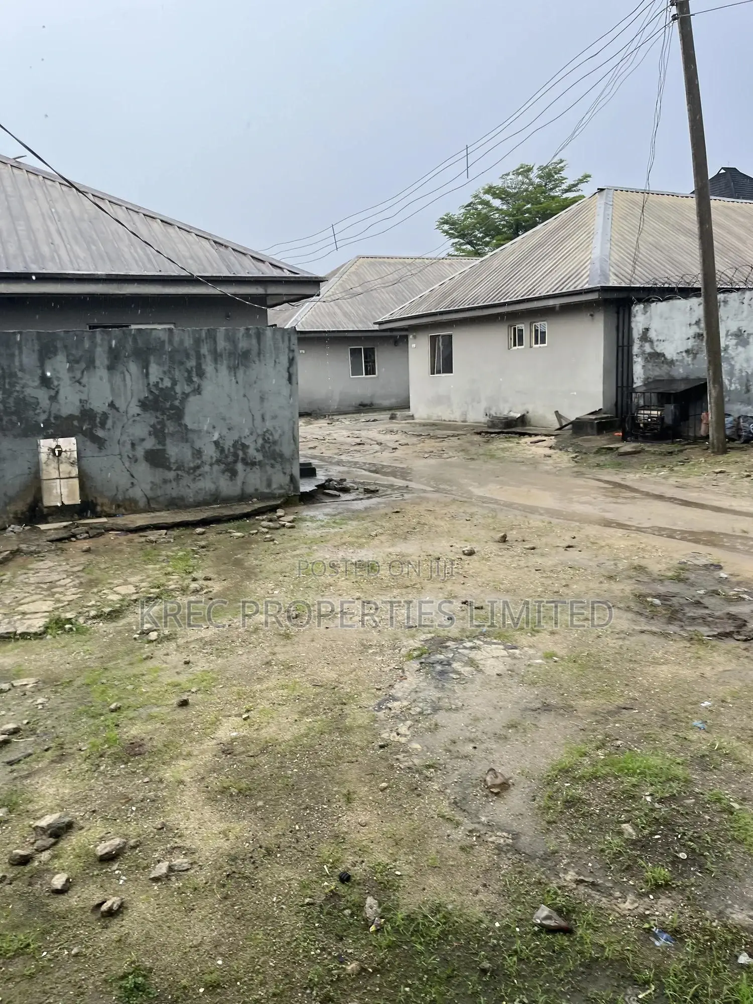 2bdrm Block of Flats in 10Units @Nkpolu, Rumuahalu for sale