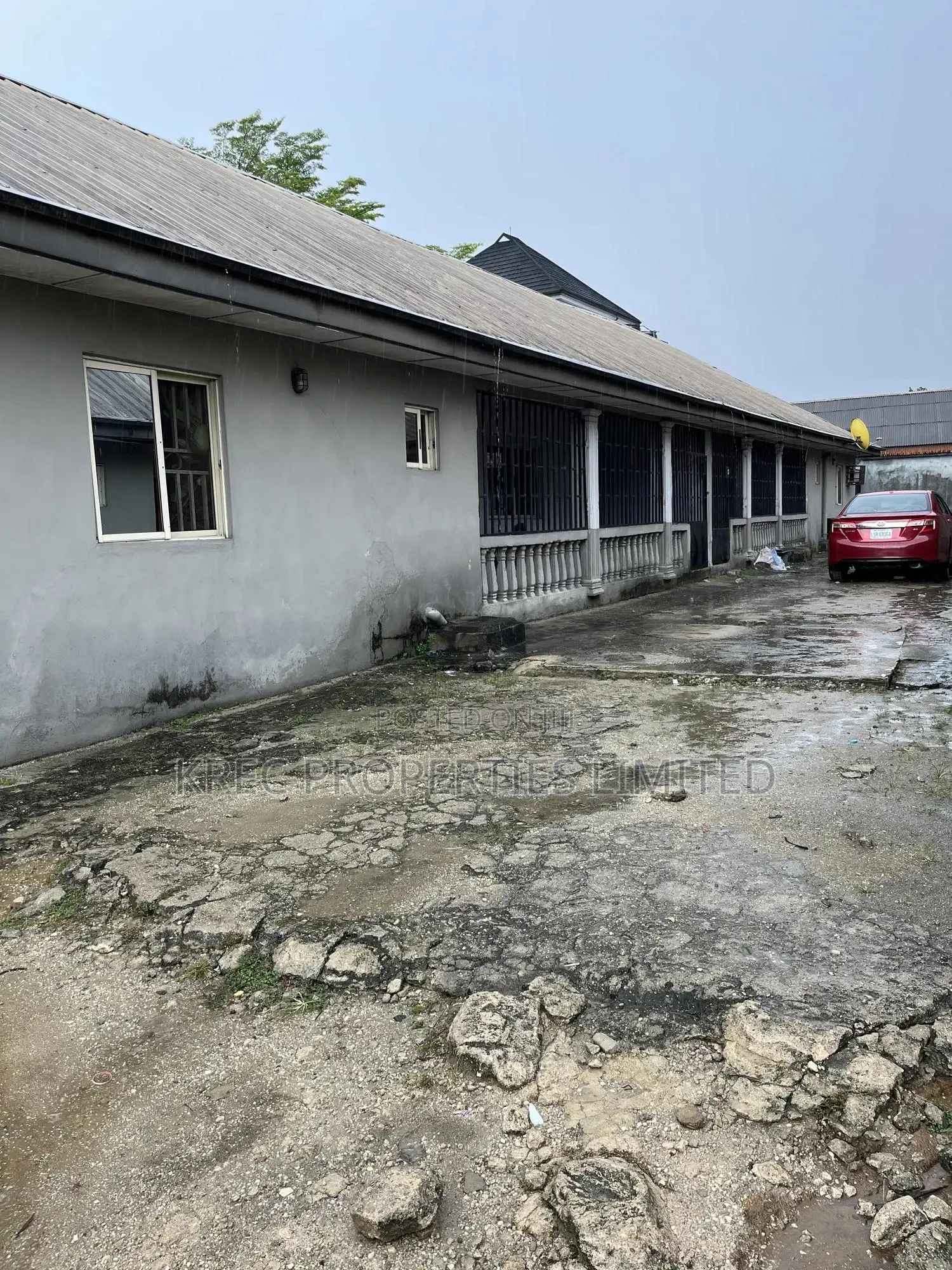 2bdrm Block of Flats in 10Units @Nkpolu, Rumuahalu for sale