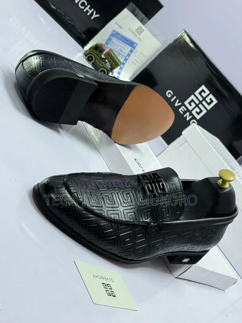 Latest Design Givenchy Men's Classic Flat Shoes