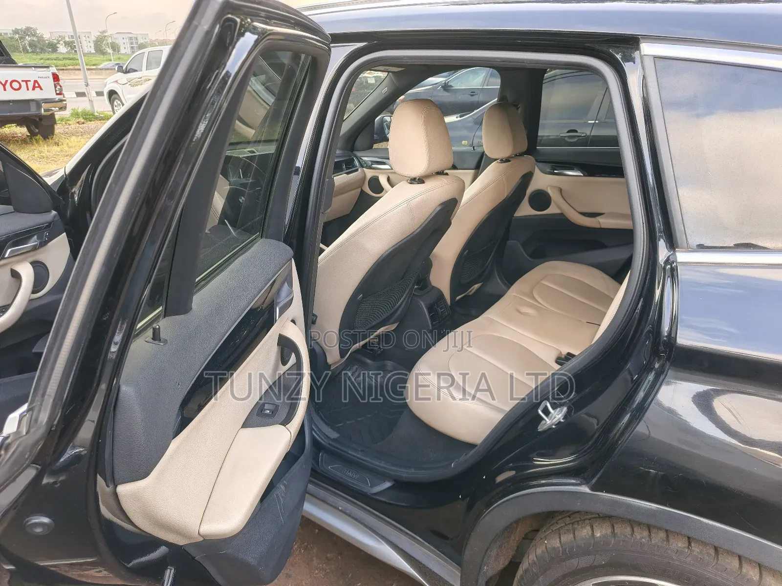 BMW X1 xDrive28i AWD 2020 Black