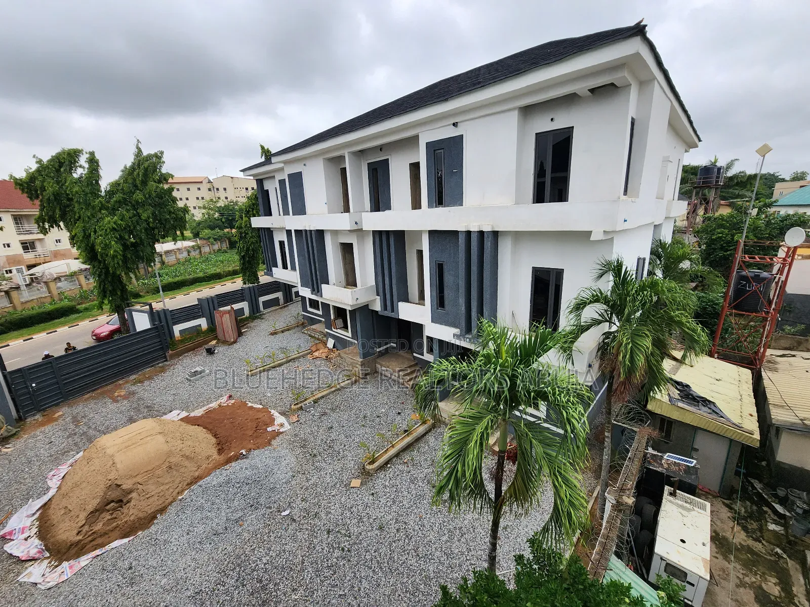 4bdrm Duplex in Zone 5 / Wuse for sale