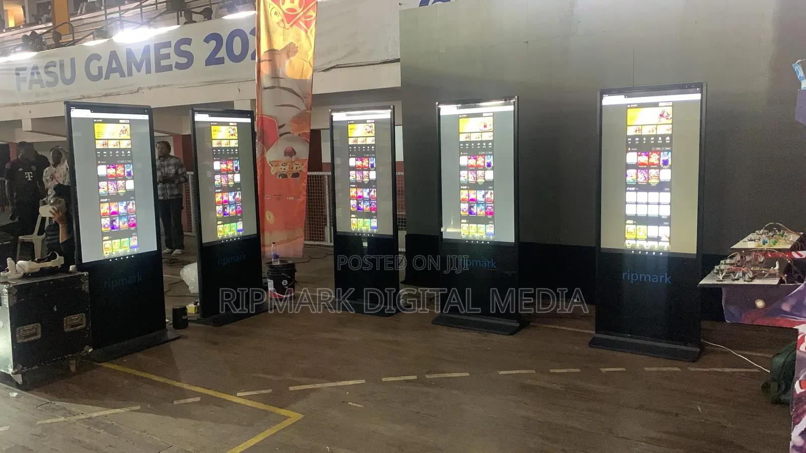 43 Inches Non Touch Digital Interactive Signage Screen