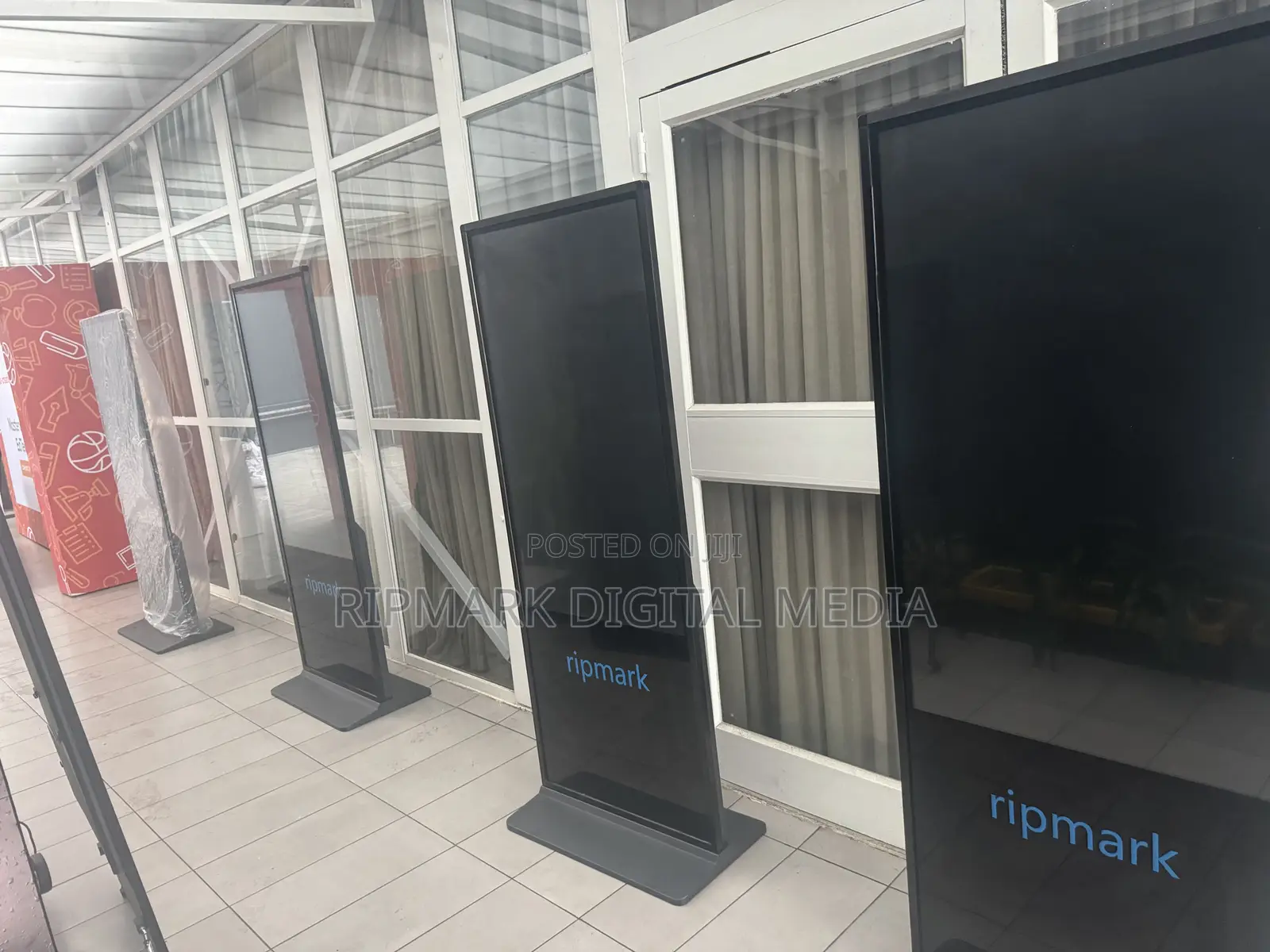 50 Inches Digital Interactive Touch Display Touch Screen