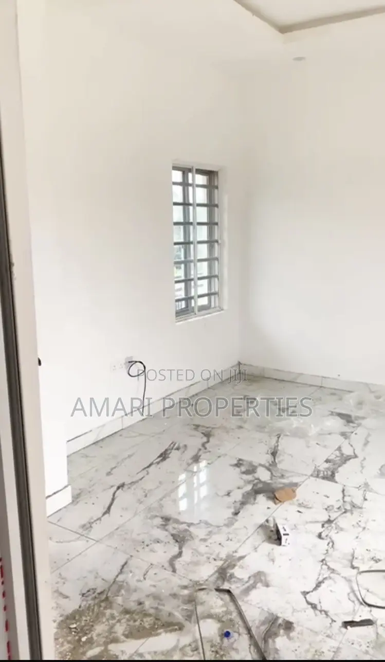 1bdrm Bedsitter in Majek, Ajah for rent