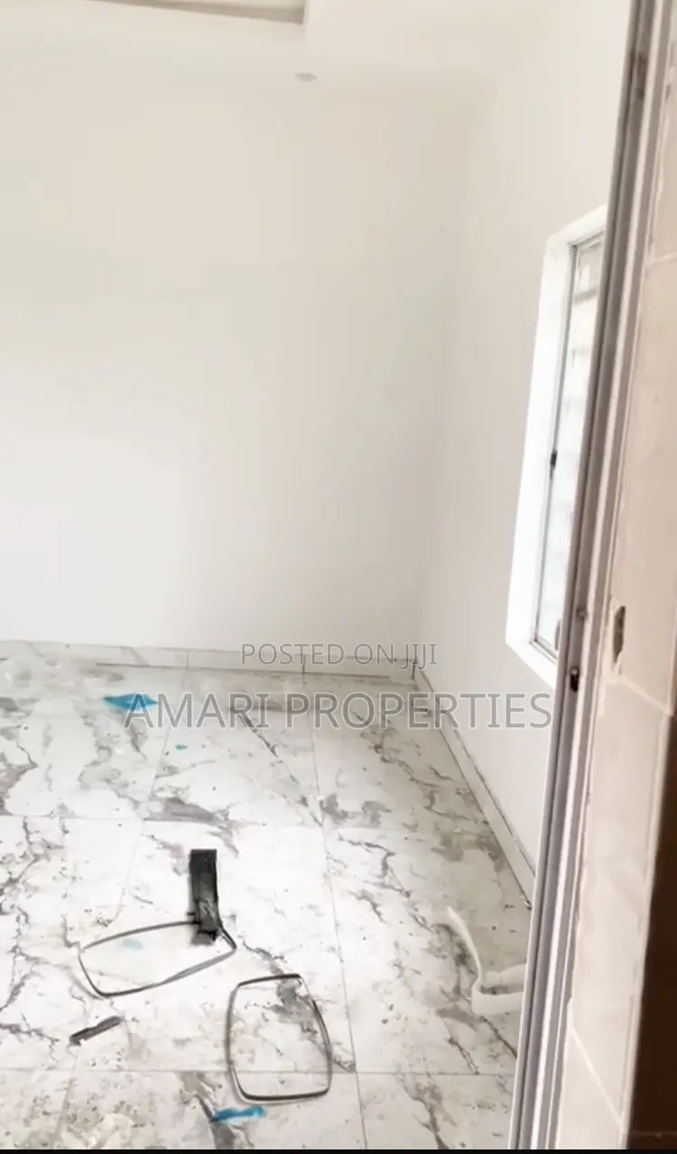 1bdrm Bedsitter in Majek, Ajah for rent