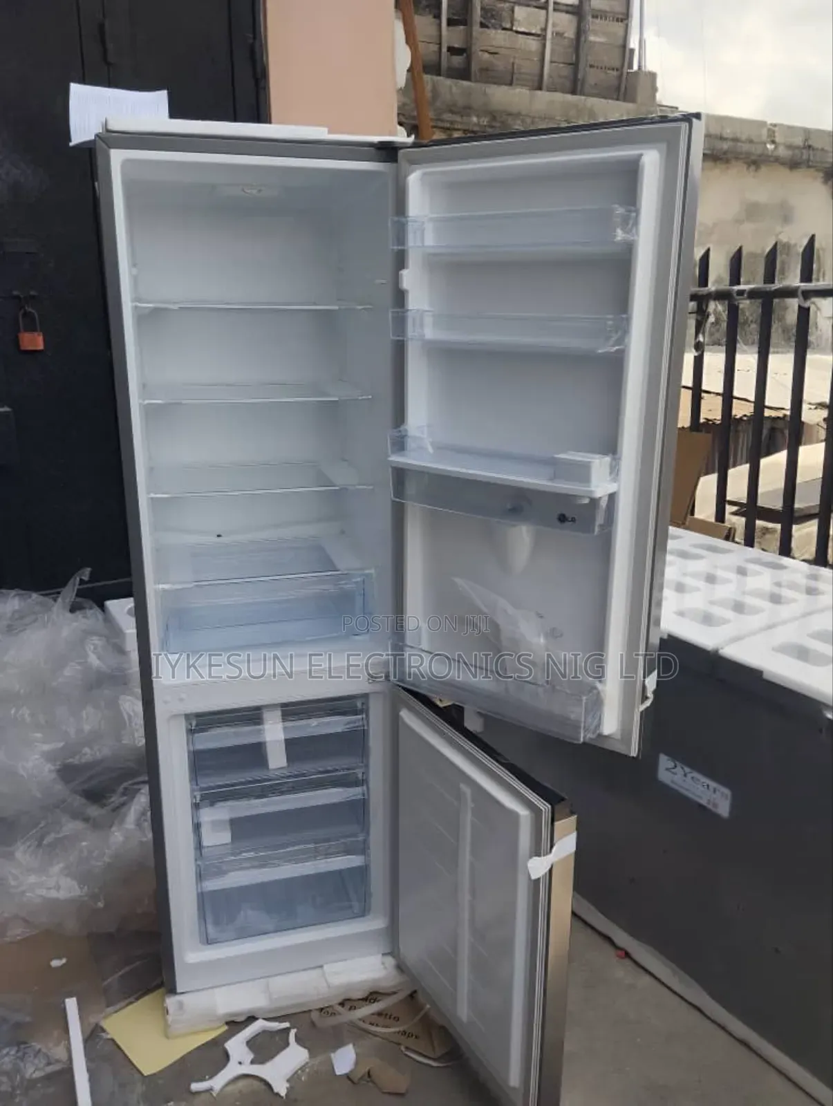 Original Lg Inverter 350l Bottom Fridge With Water Dispenser