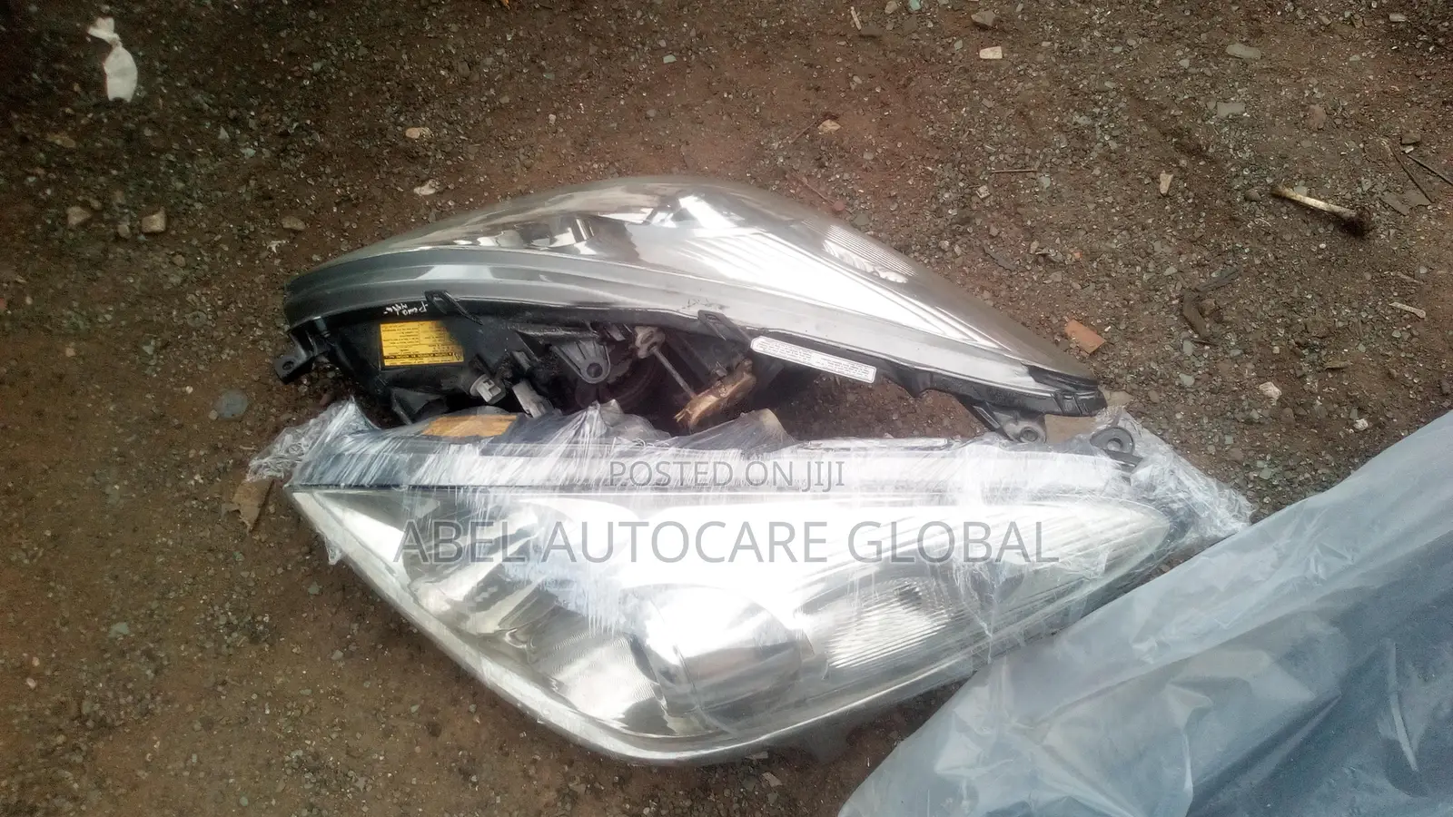 Headlamp for Es 350 2005 Model