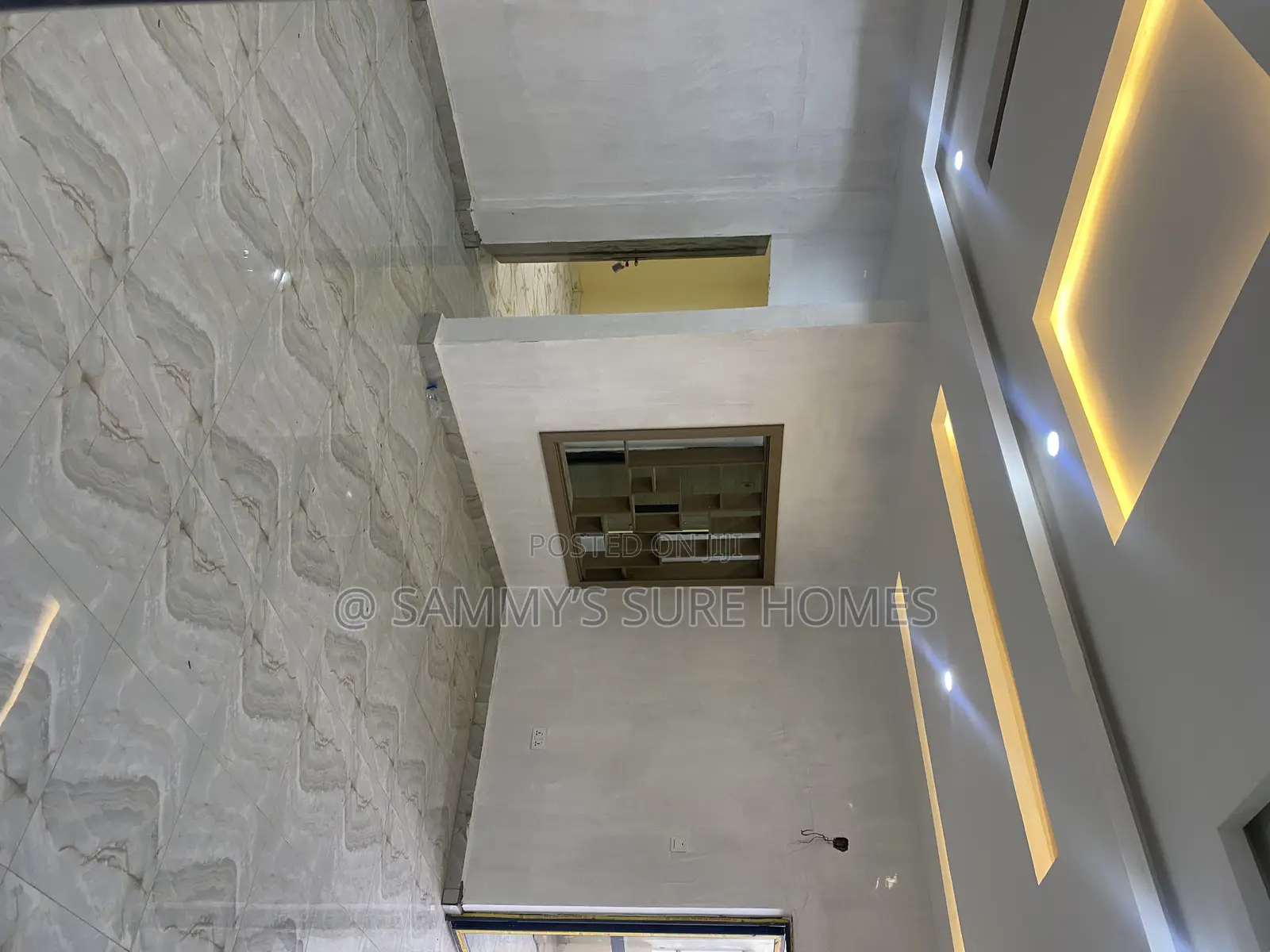 2bdrm Block of Flats in News Engineering for rent