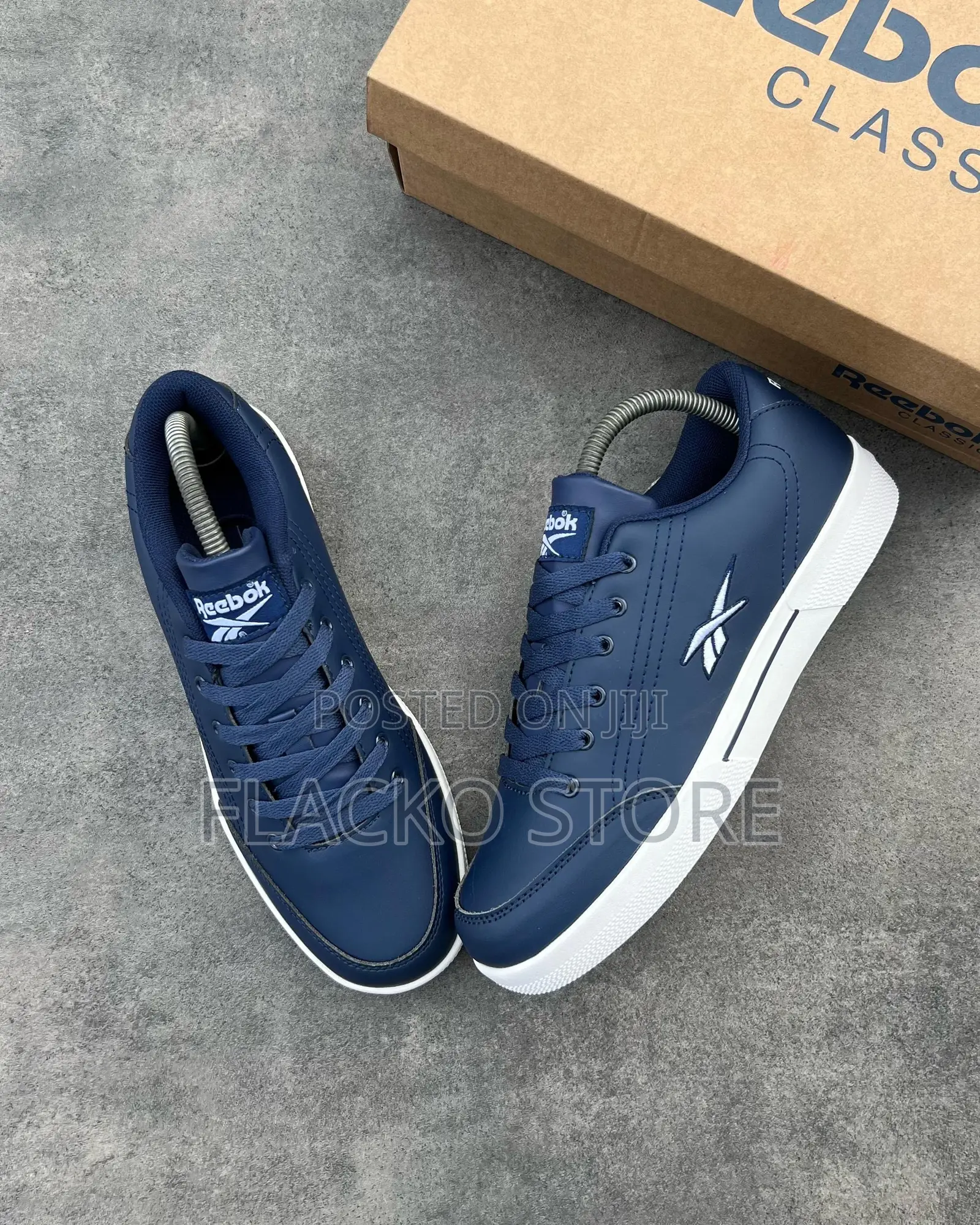 Original Reebok Cvc Navy Blue Sneakers