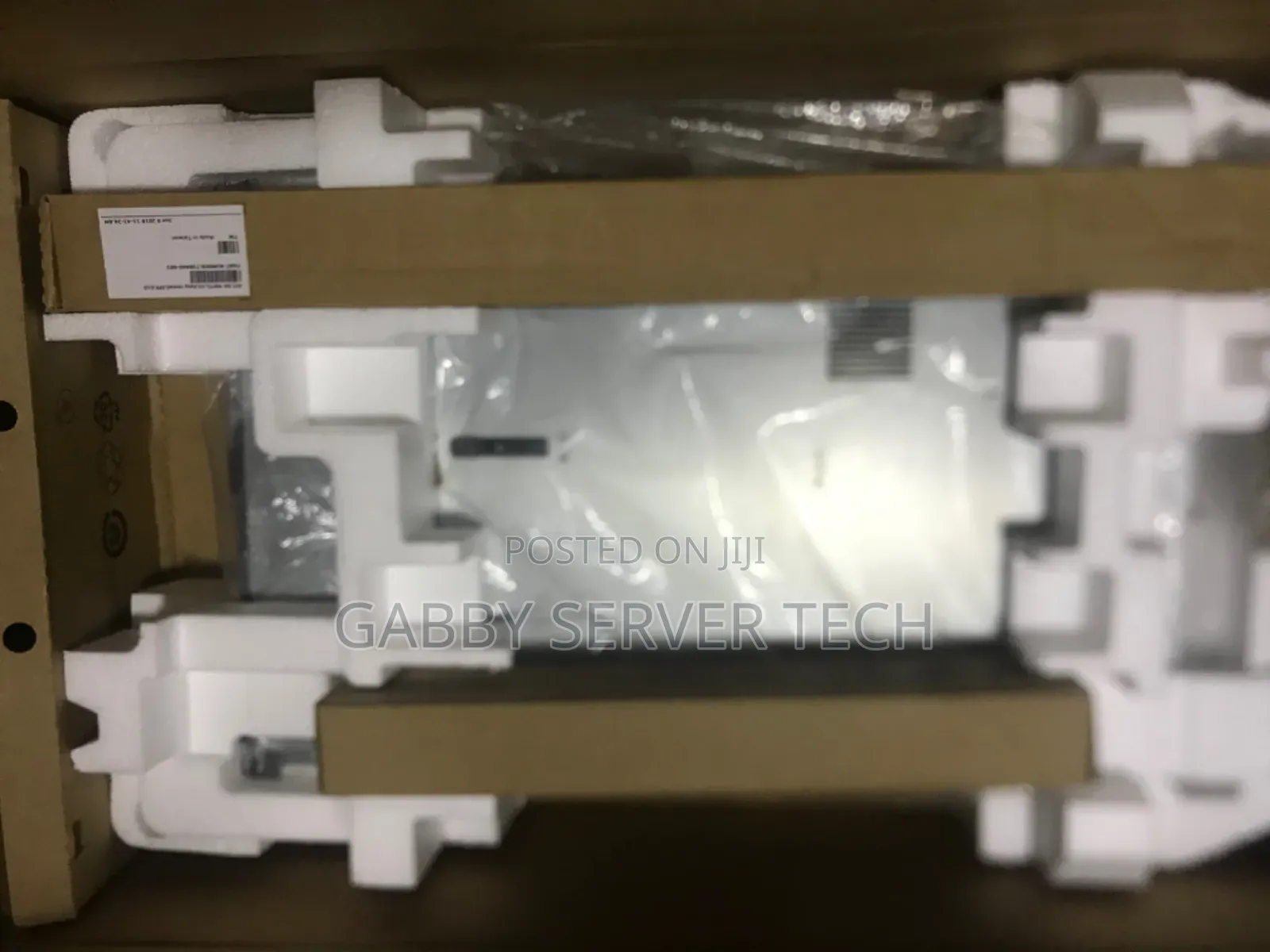 New Server HP ProLiant DL 32GB Intel Xeon HDD+SSD 1T