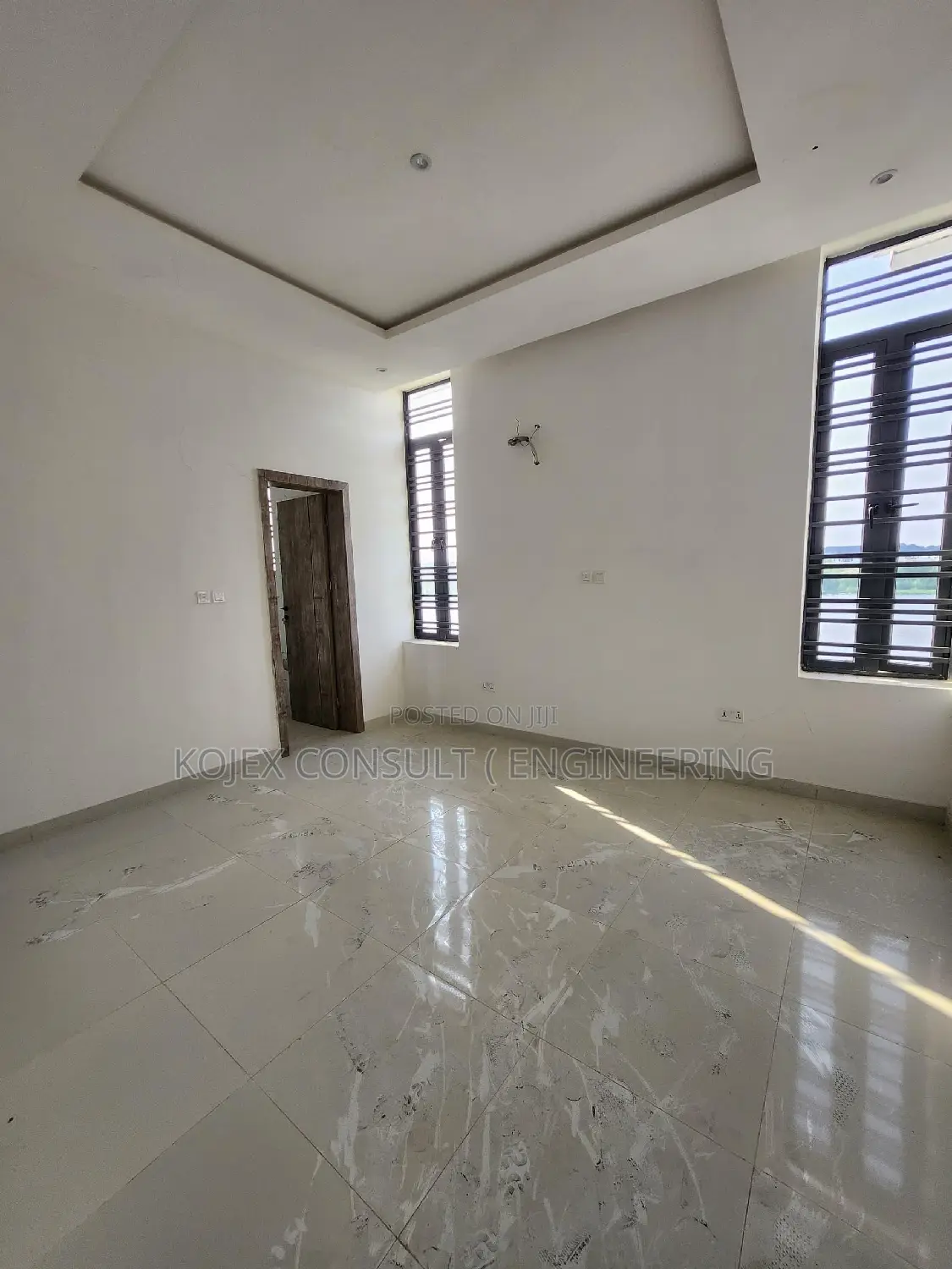 4bdrm Duplex in Chevron for rent