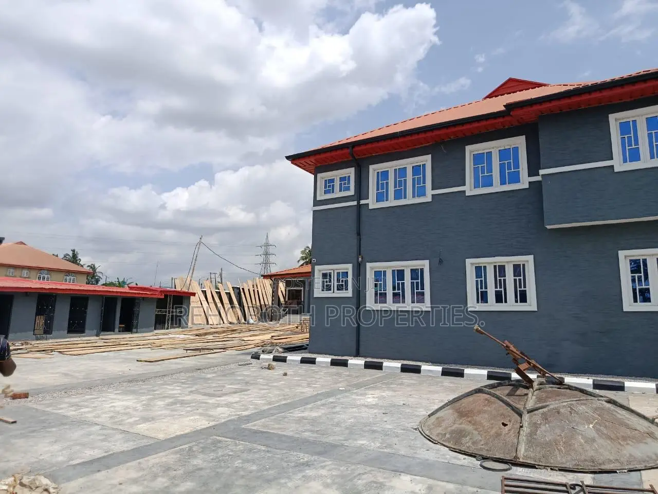 3bdrm Apartment in Idi Ishin, Ibadan for rent