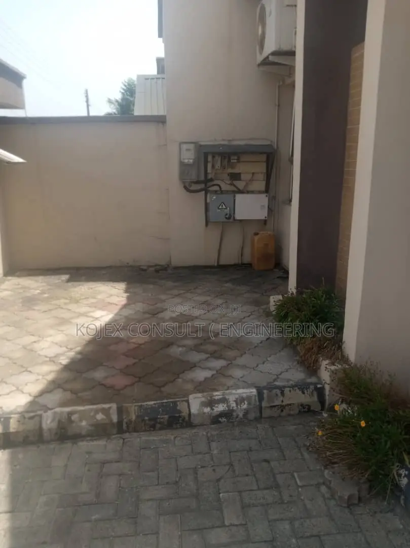 Furnished 4bdrm Duplex in Jakande for rent