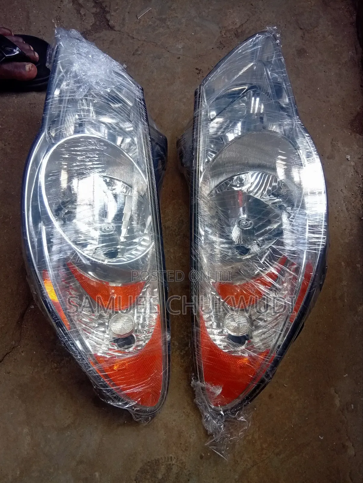 Hyundai Elentra 2008-2010 Headlight