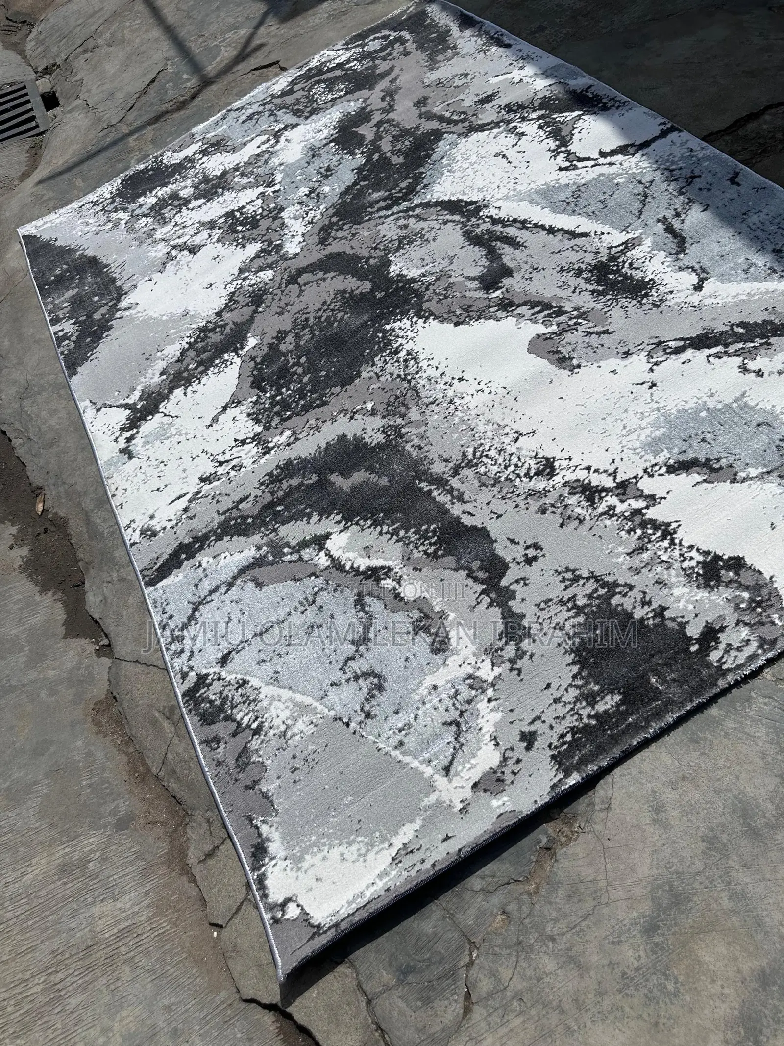 Belgium Center Rug