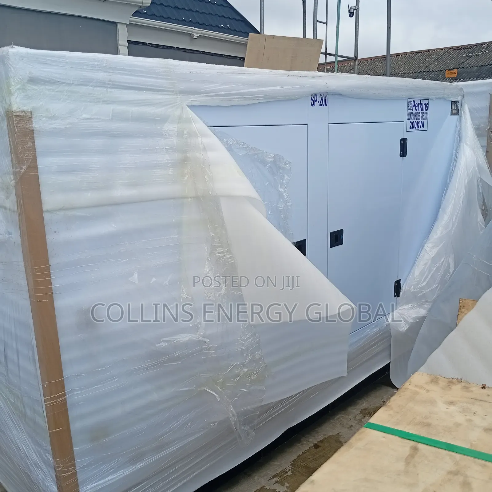 200kva Uk Perkins Soundproof Copper Coil Generator