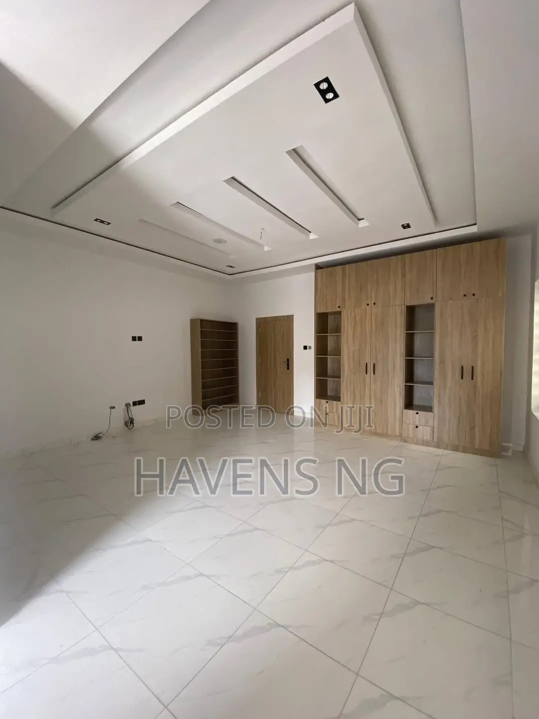 4bdrm Duplex in Lekki Phase 2 for sale