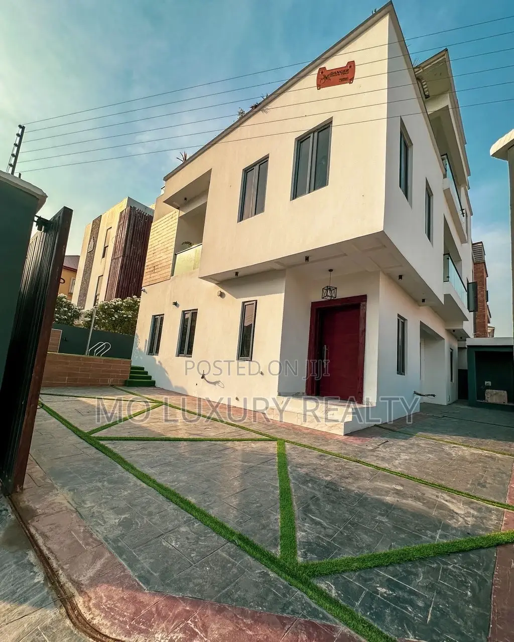 Furnished 5bdrm Duplex in Ilasan for sale