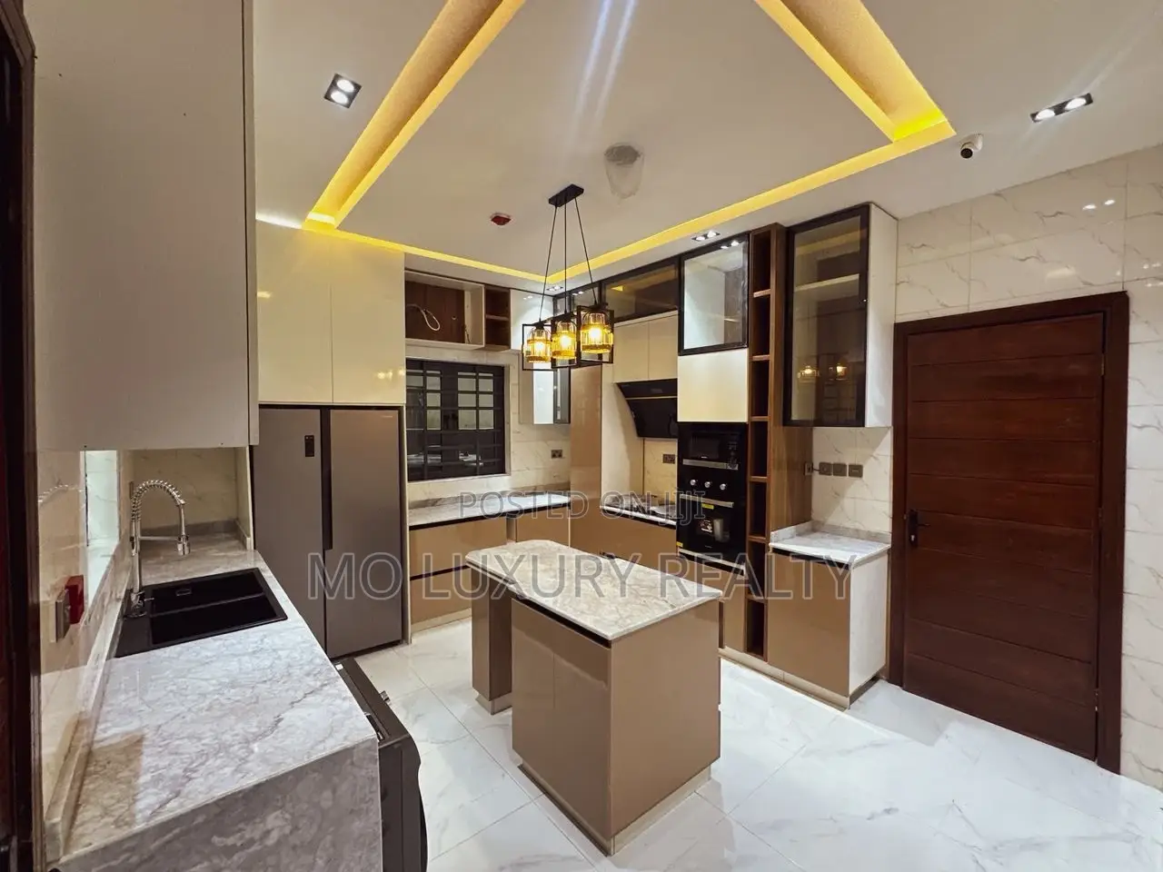 Furnished 5bdrm Duplex in Ilasan for sale
