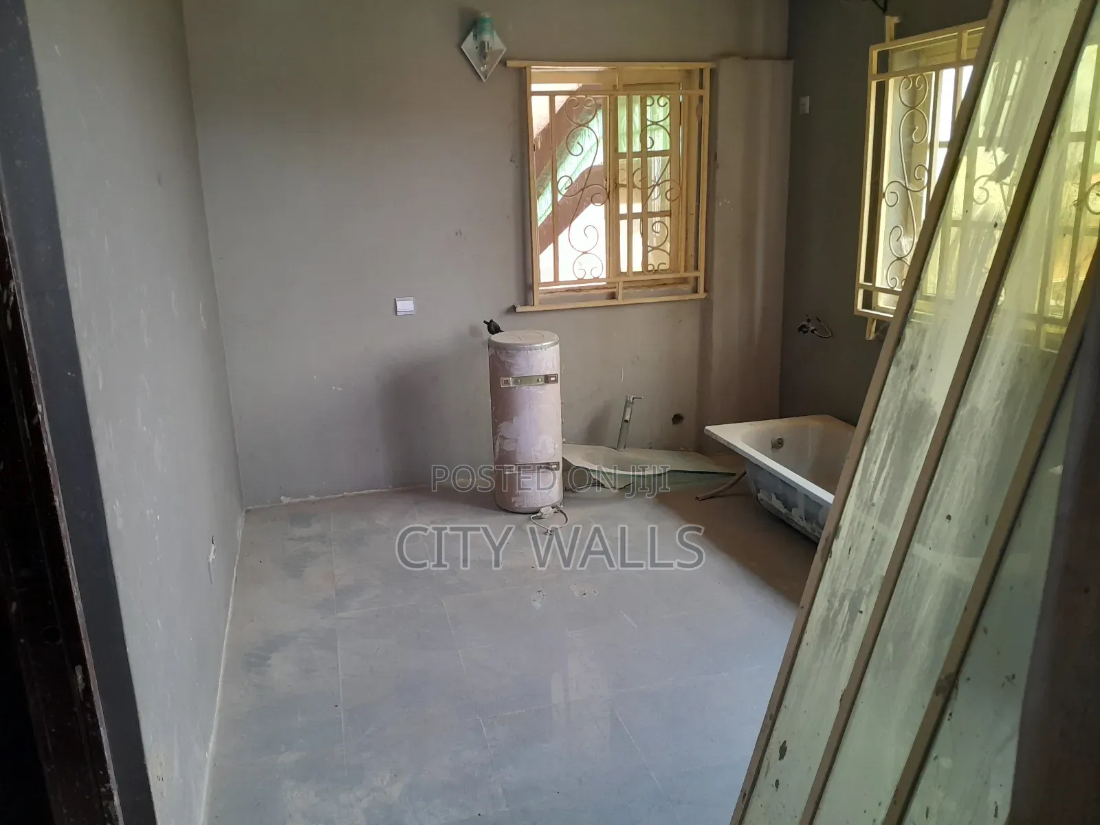 Studio Apartment in L&K, Ado for rent