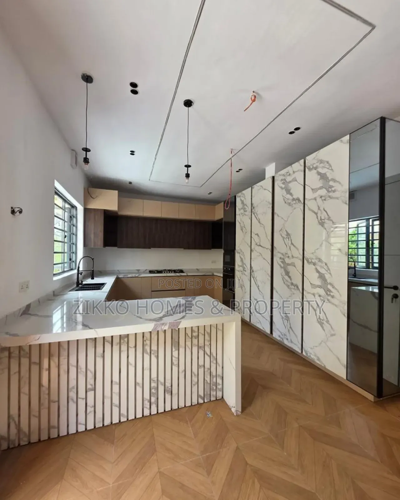 5bdrm Duplex in Northern Forshore, Lekki for sale