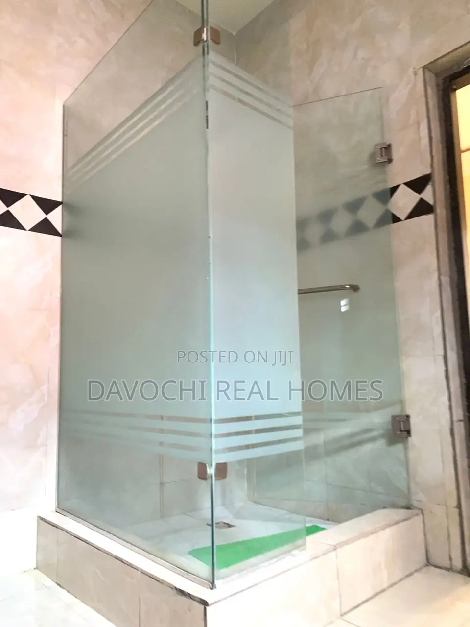 4bdrm Duplex in Ikota for rent