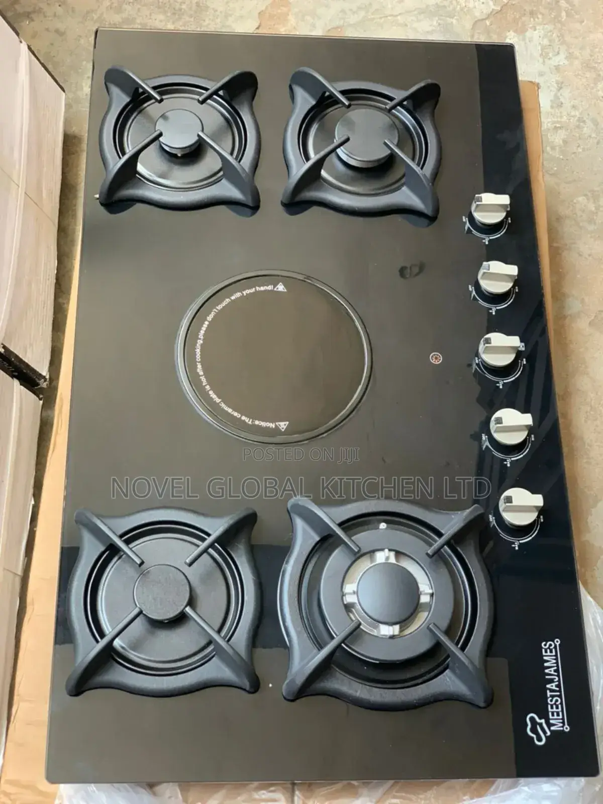 4 Burner+1hot Plate Gas Cooker