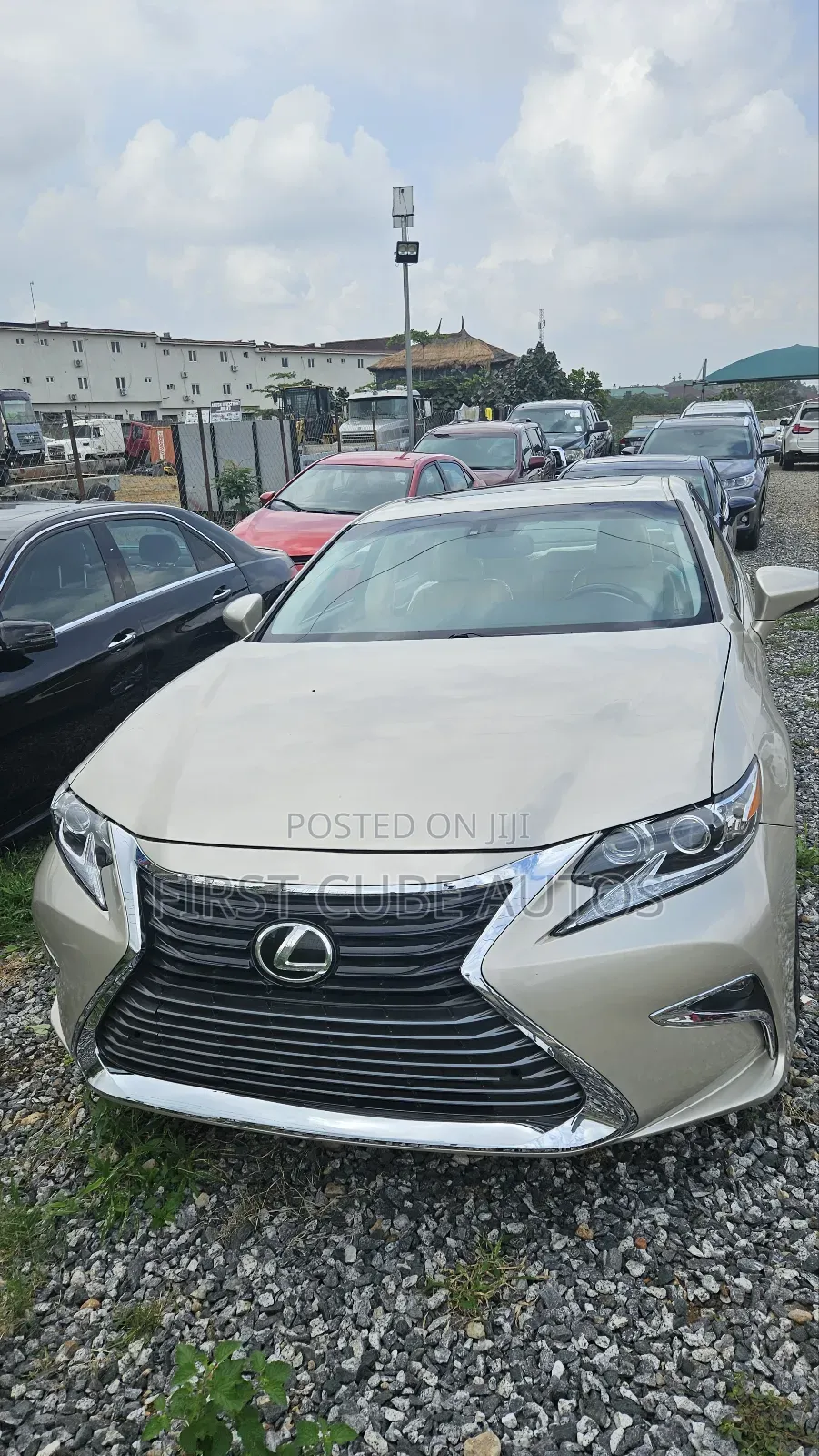 Lexus ES 350 FWD 2015 Gold