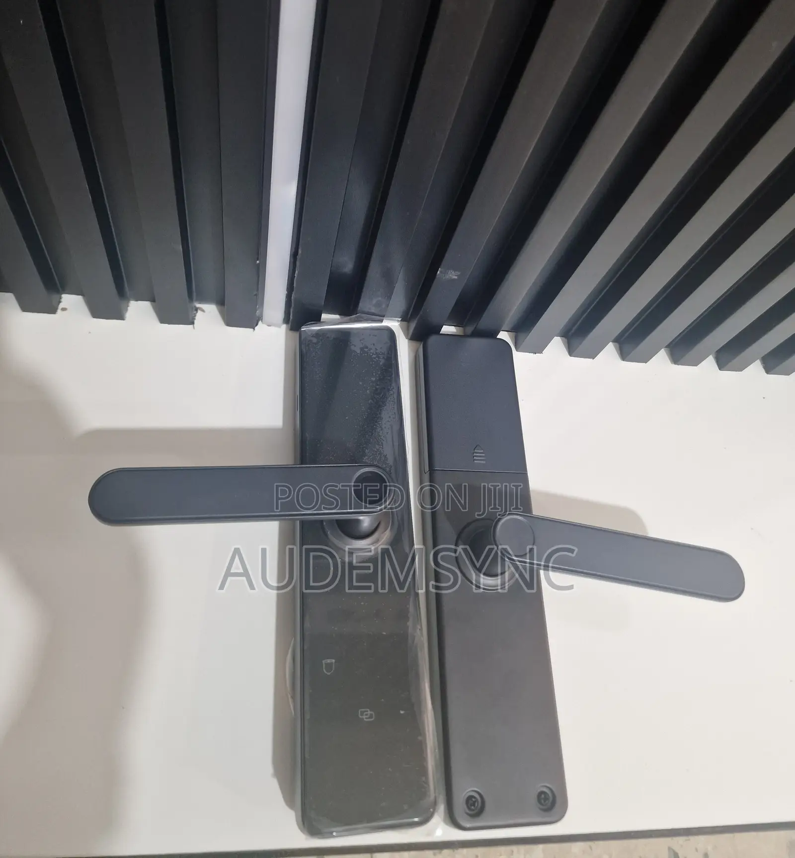 Smart Safety Door Lock