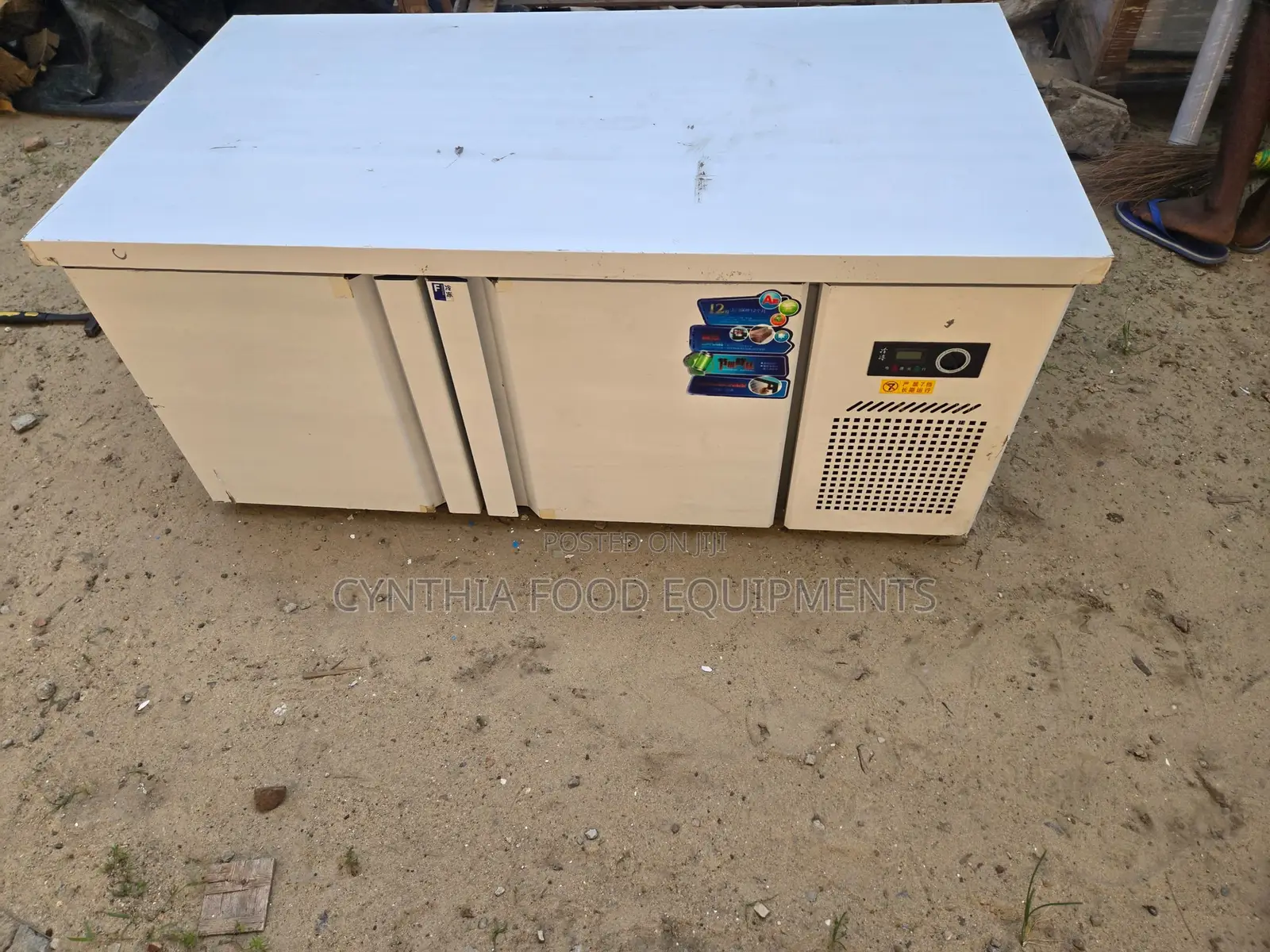 5ft Under Counter Chiller