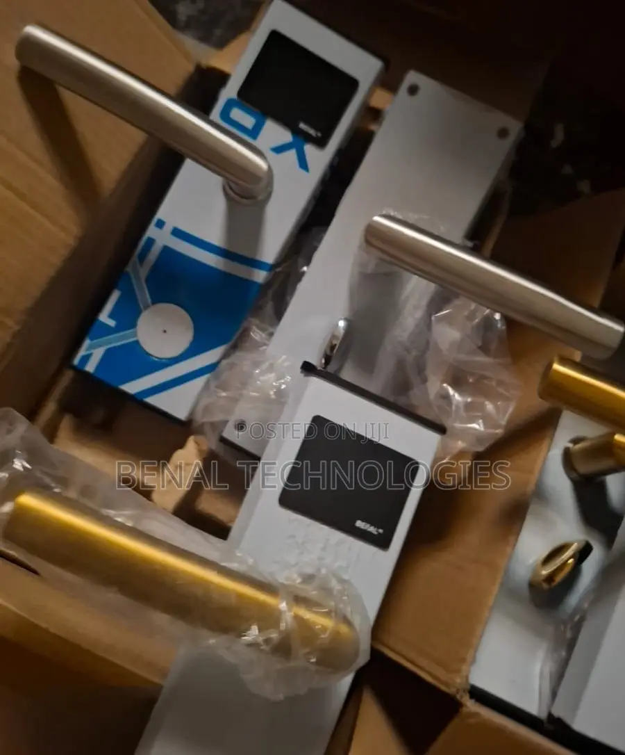 Digital Card Systems for Hotel Locks With Real-Time Software