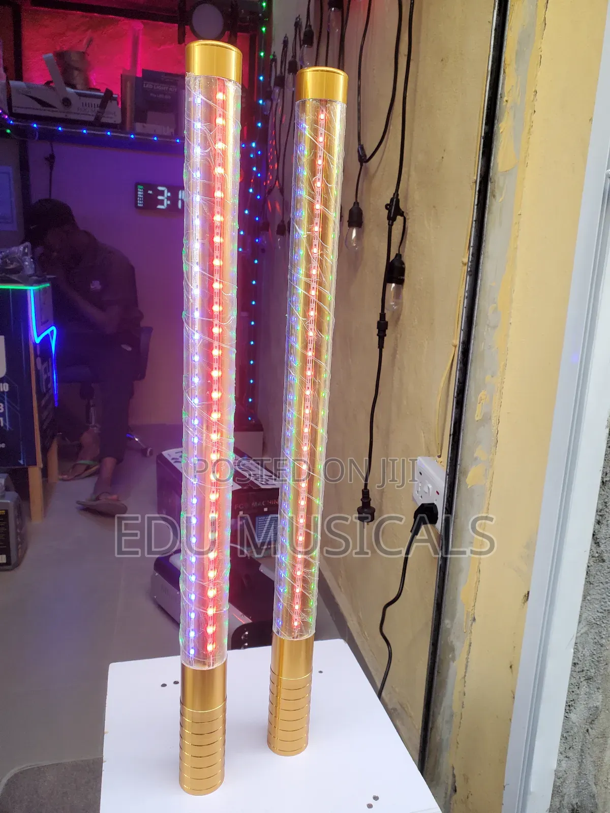 Long Champaign Light