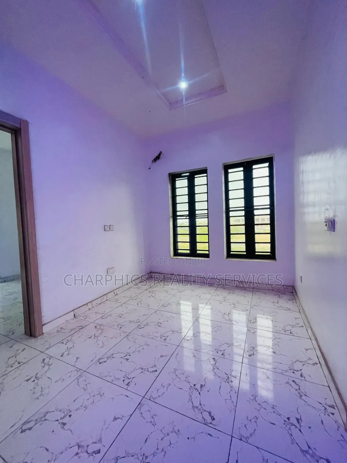 4bdrm Duplex in Lekki Phase 2 for sale