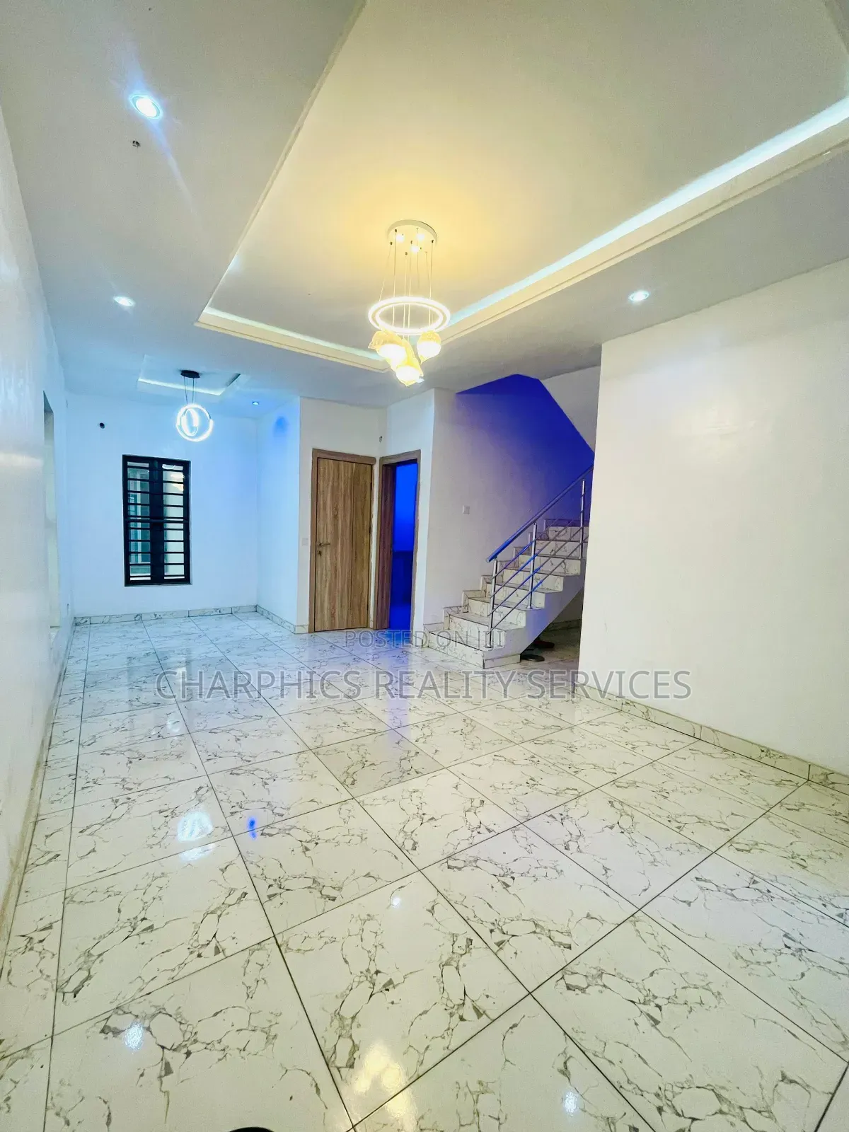 4bdrm Duplex in Lekki Phase 2 for sale