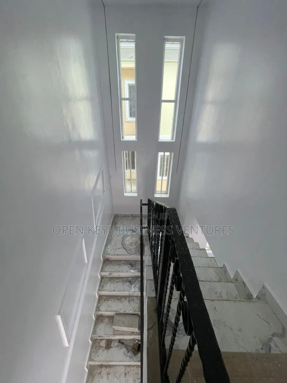 Furnished 4bdrm Duplex in Carlton Gate, Akobo for sale