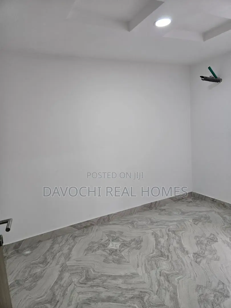 4bdrm Duplex in Ologolo for rent